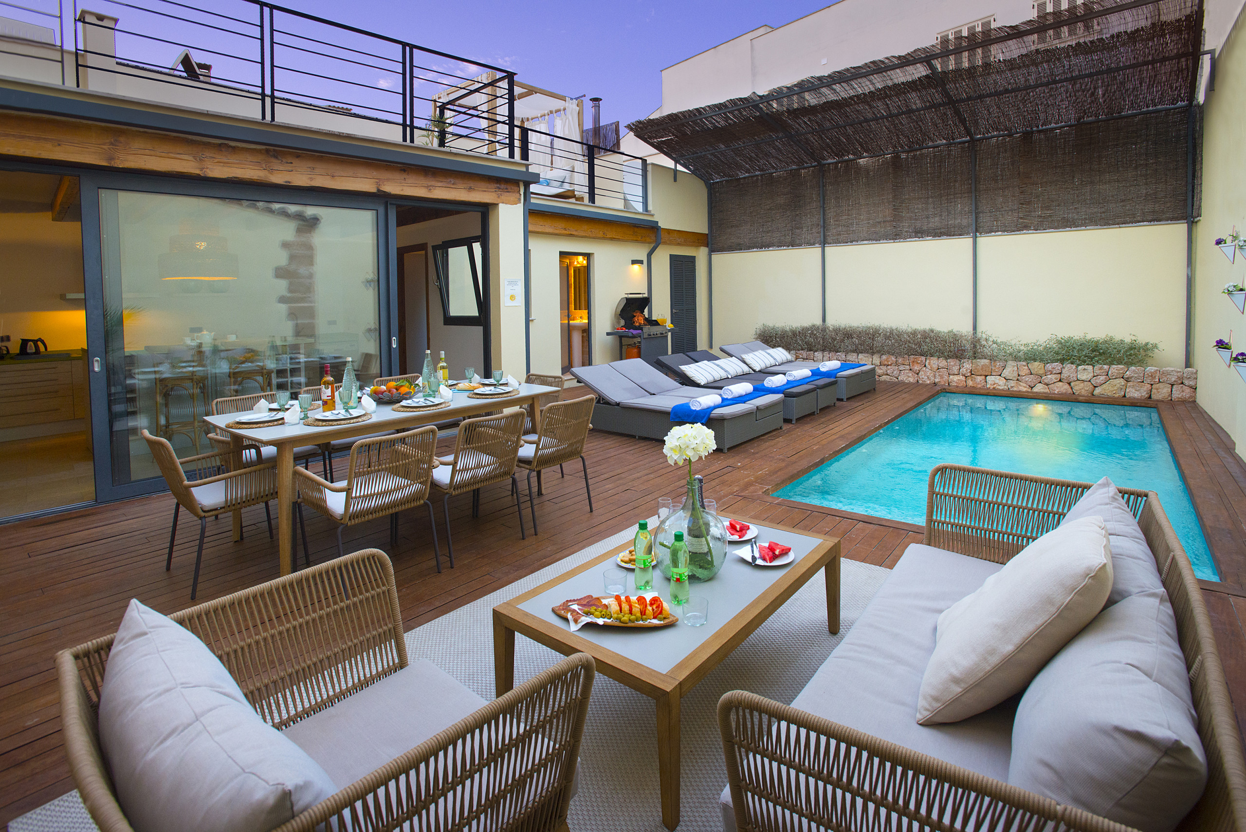 Casa Tramuntana Pollença Pollença 3: Luxury 4-Bedroom Apartment with Pool and Sea View, Pollença