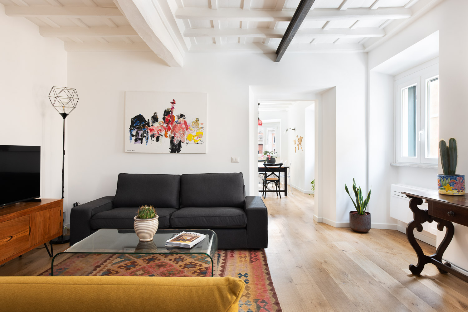 Casa Trastevere Roma: Elegant 2-Bedroom Apartment for Families, Trastevere, Rome