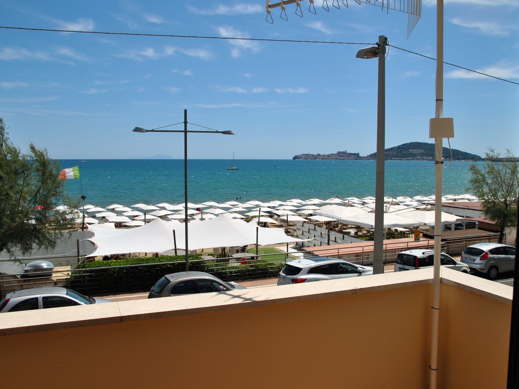 Casa Vindicio Formia: Modern 3-Bedroom Beachfront Apartment with Sea Views and Air Conditioning in Formia Italy