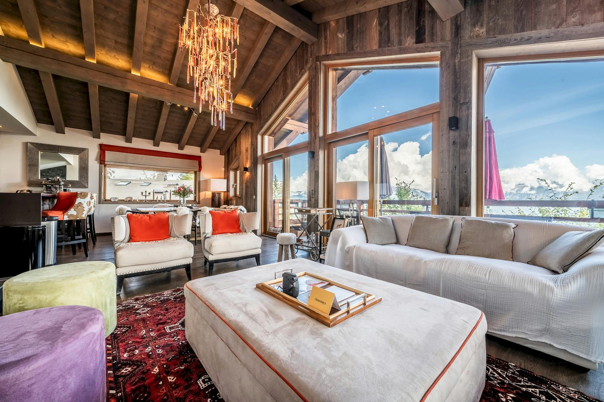 Chalet Aravis Megève Megève: Luxury 6-Bedroom Chalet with Stunning Mountain Views, Megève