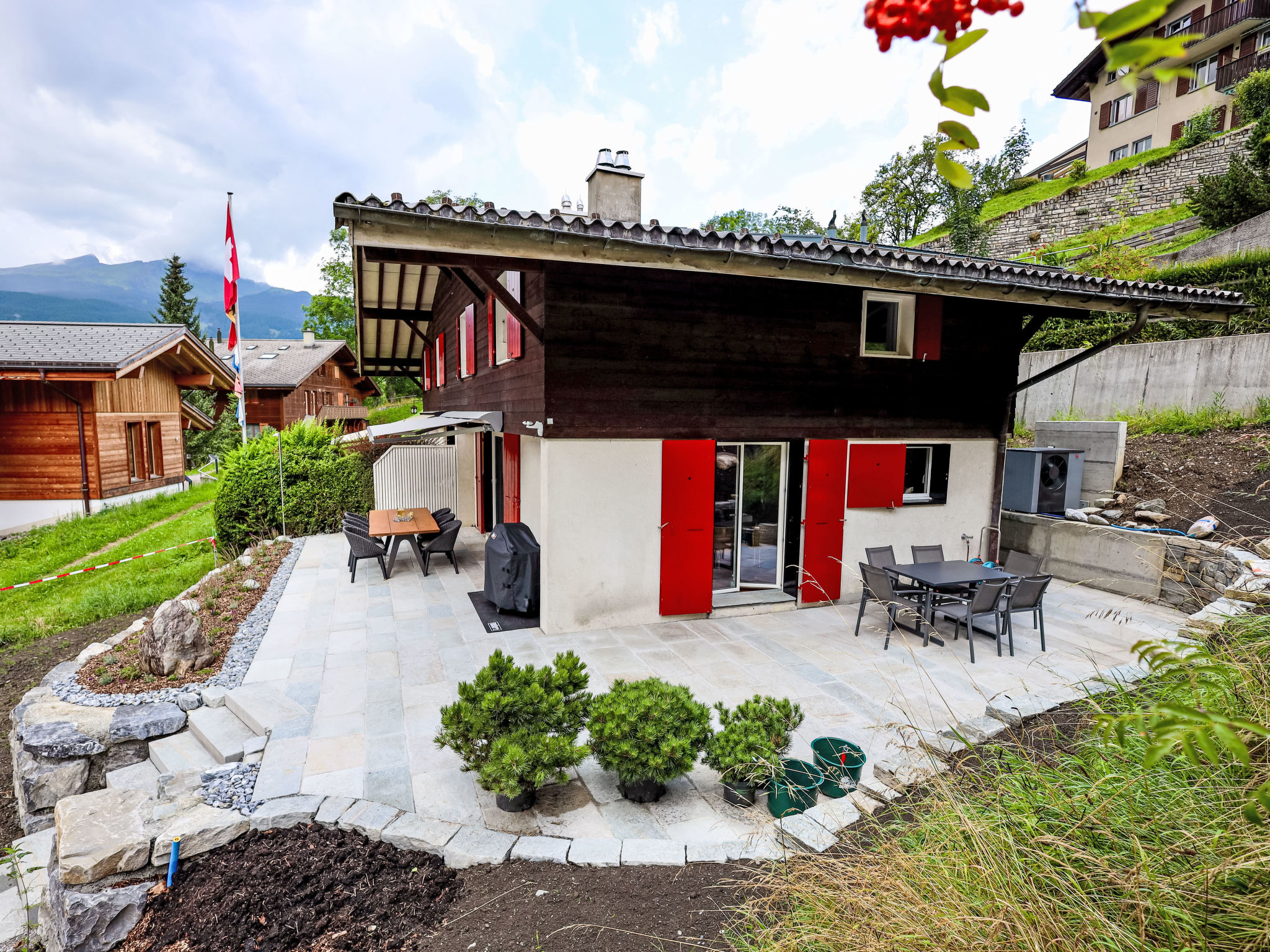 Chalet Bachalpsee Grindelwald: Luxury 3-Bedroom Mountain Chalet with Eiger Views and Modern Amenities in Swiss Alps