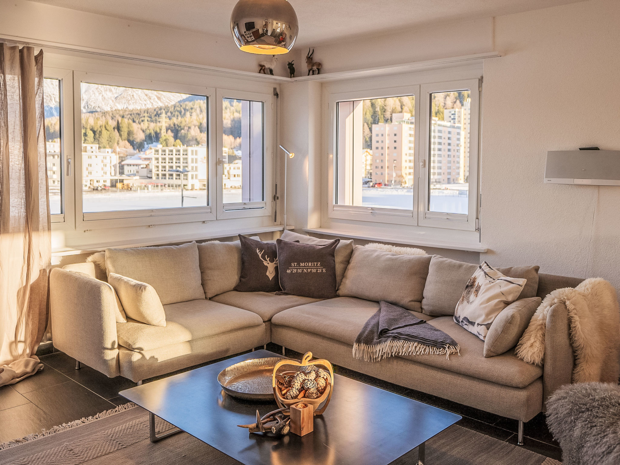 Chalet Badrutt St. Moritz: Elegant 2-Bedroom Mountain View Apartment with Lake Access in Swiss Alps