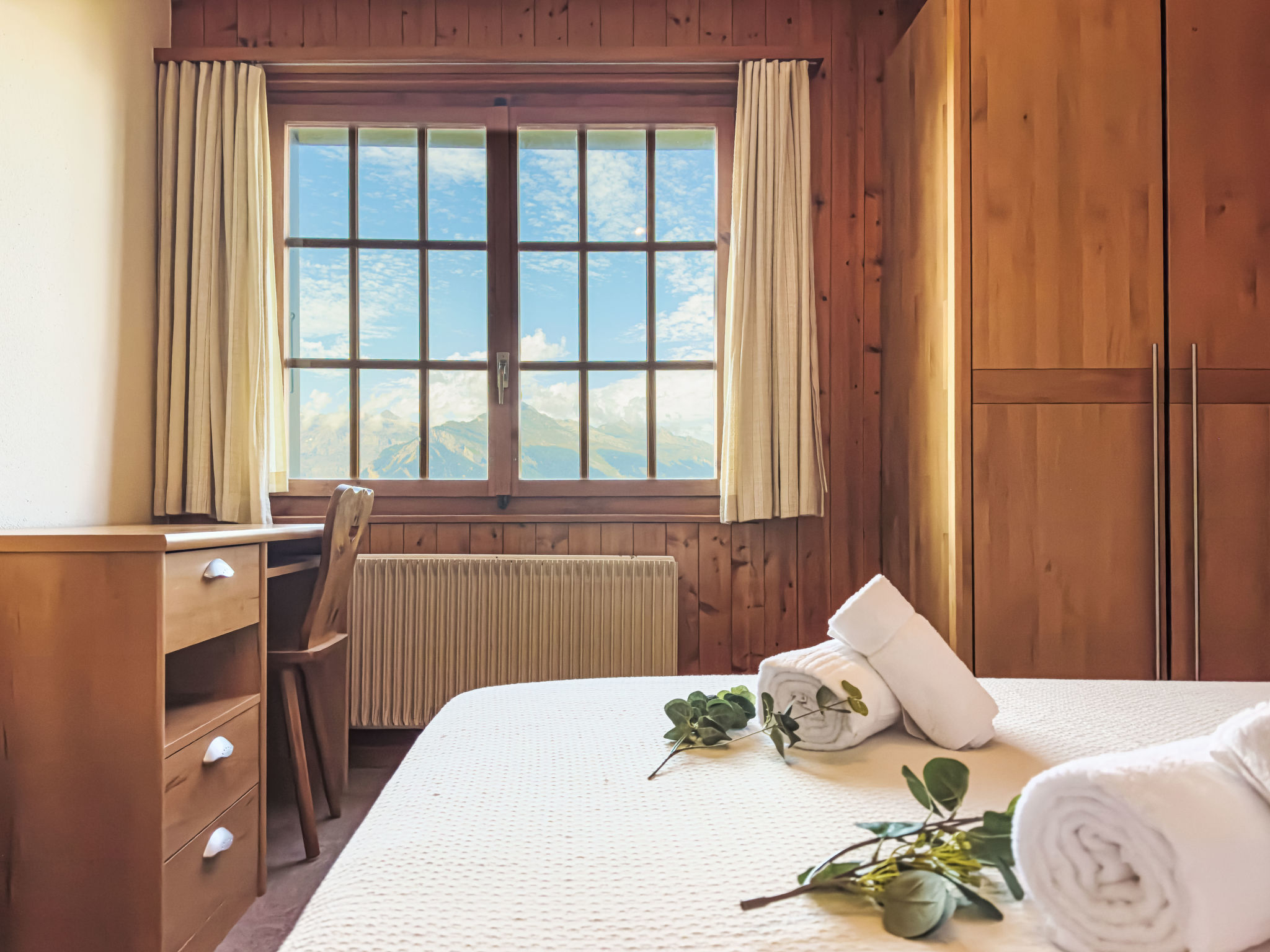 Chalet Chemin Nendaz: Luxury 3-Bedroom Alpine Apartment with Mountain Views and Ski Access in Swiss Resort