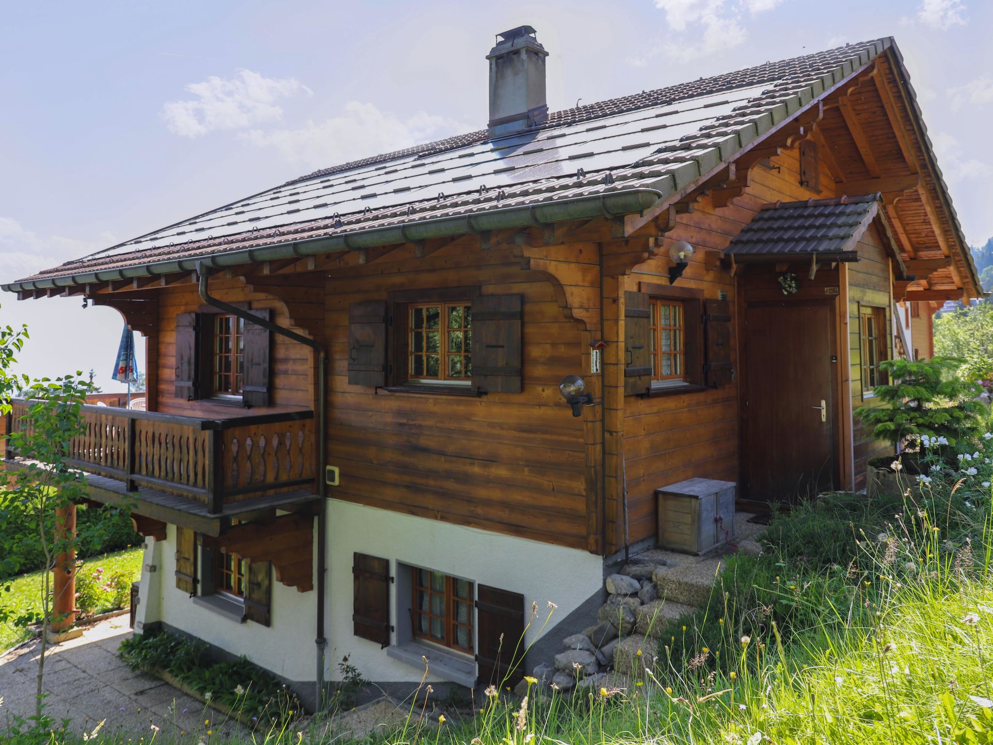 Chalet Diablerets Villars: Stunning 3-Bedroom Alpine Retreat with Mountain Views and Sauna in Villars Switzerland