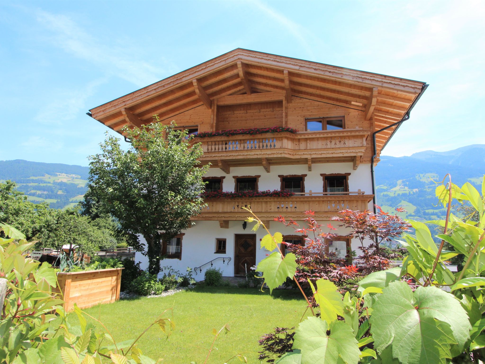 Chalet Föhn Fügen: Spacious 4-Bedroom Farm Chalet with Mountain Views in Tyrolean Alps Austria