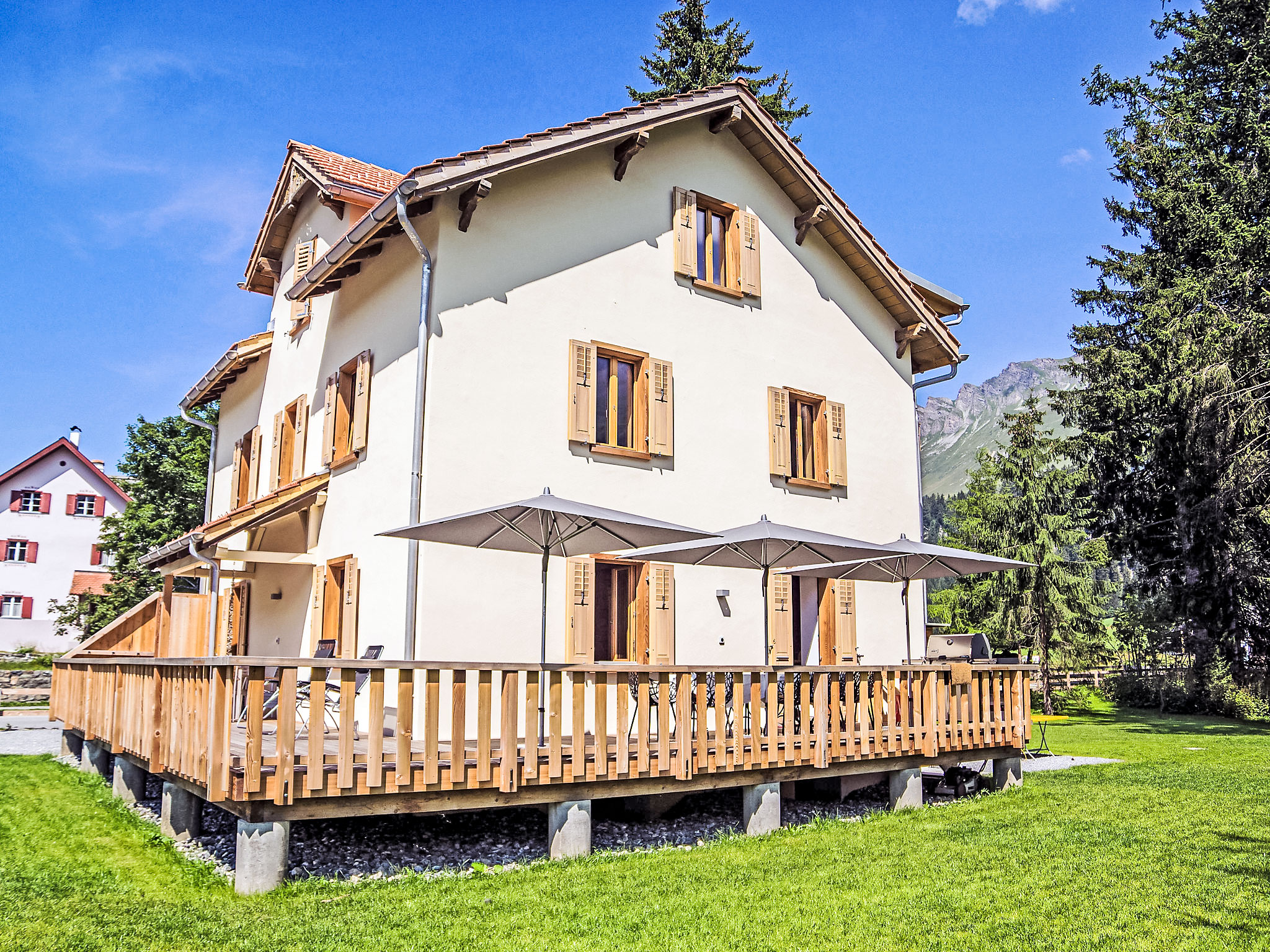 Chalet Fohn Lenzerheide: Spacious 5-Bedroom Mountain Retreat with Panoramic Alpine Views and Private Sauna in Swiss Alps