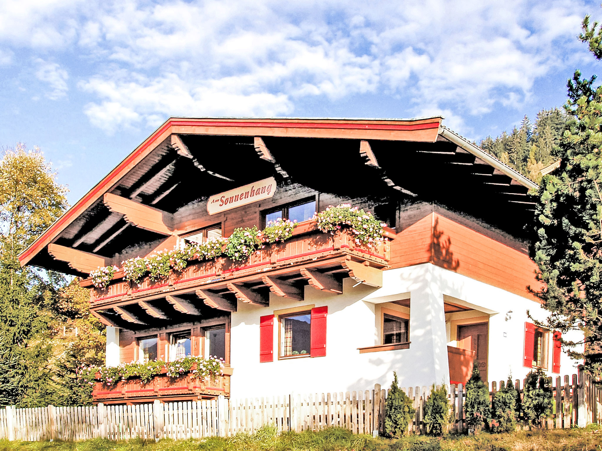 Chalet Föhn Mittersill: Spacious 4-Bedroom Alpine Retreat with Mountain Views and Sauna Near Kitzbuhel Ski Area