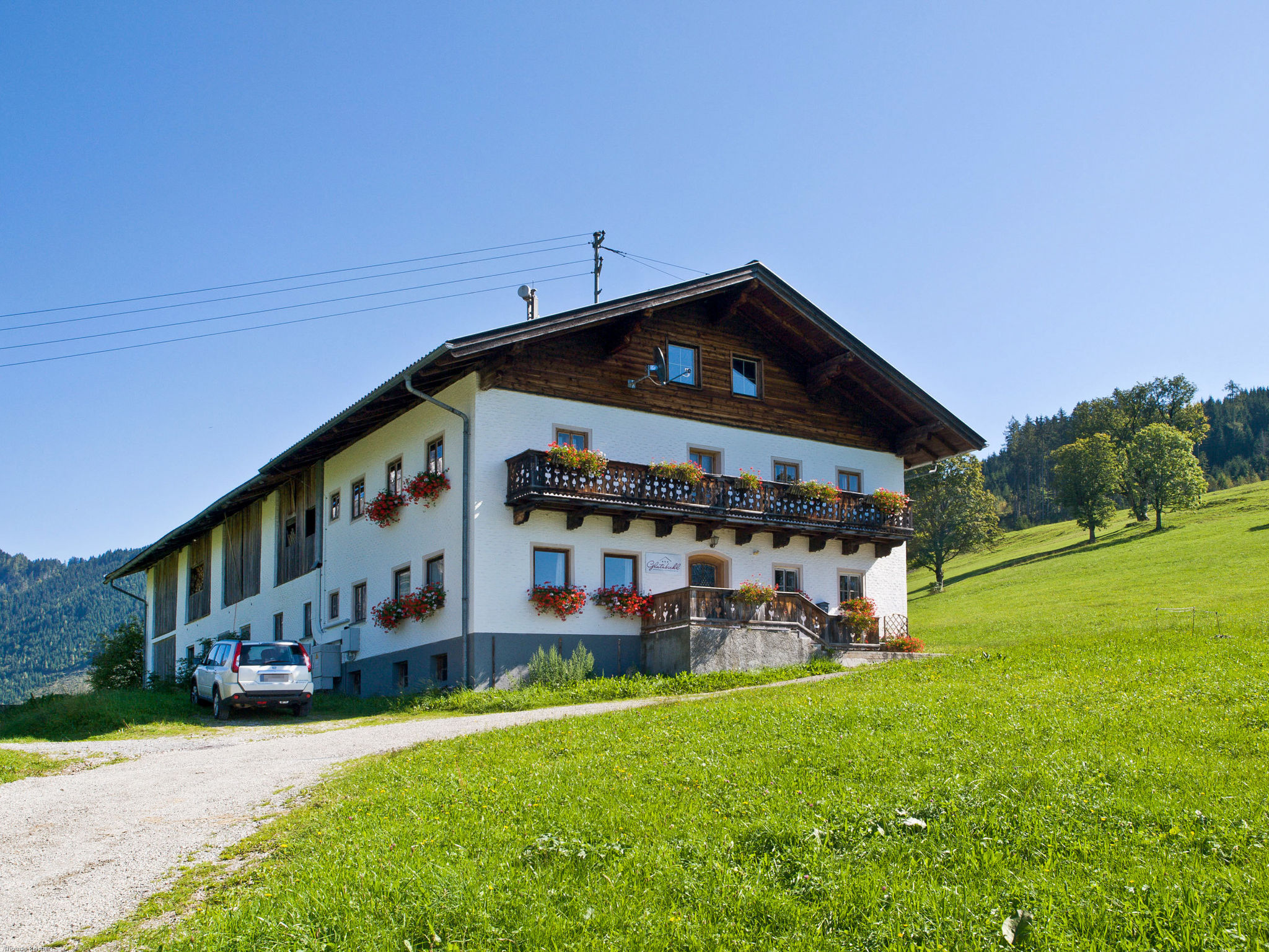 Chalet Föhn Werfenweng: Spacious 5-Bedroom Austrian Farmhouse with Mountain Views and Ski Access for 11 Guests
