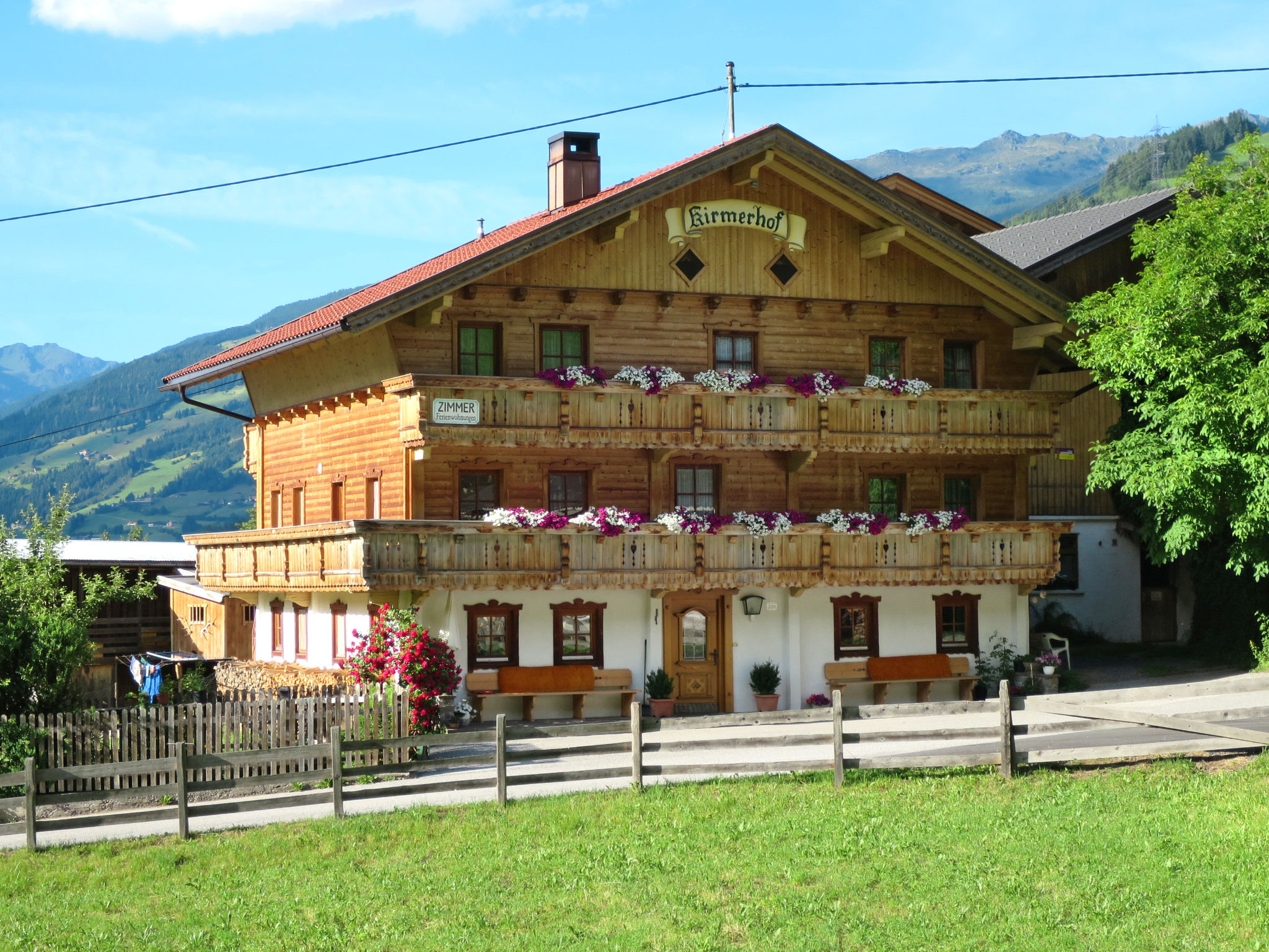 Chalet Fohn Zell Zell am Ziller: Historic 6-Bedroom Alpine Farmhouse with Mountain Views in Zillertaler Alps Austria