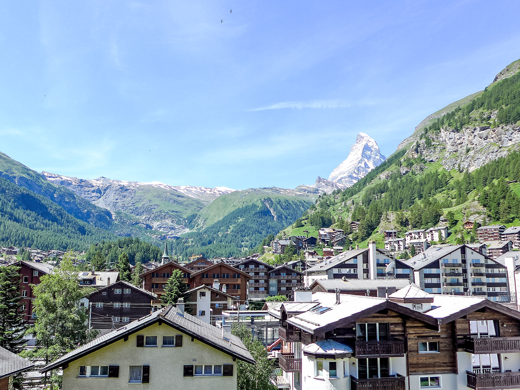 Chalet Gorner Zermatt: Modern 2-Bedroom Alpine Apartment with Matterhorn Views and Central Location