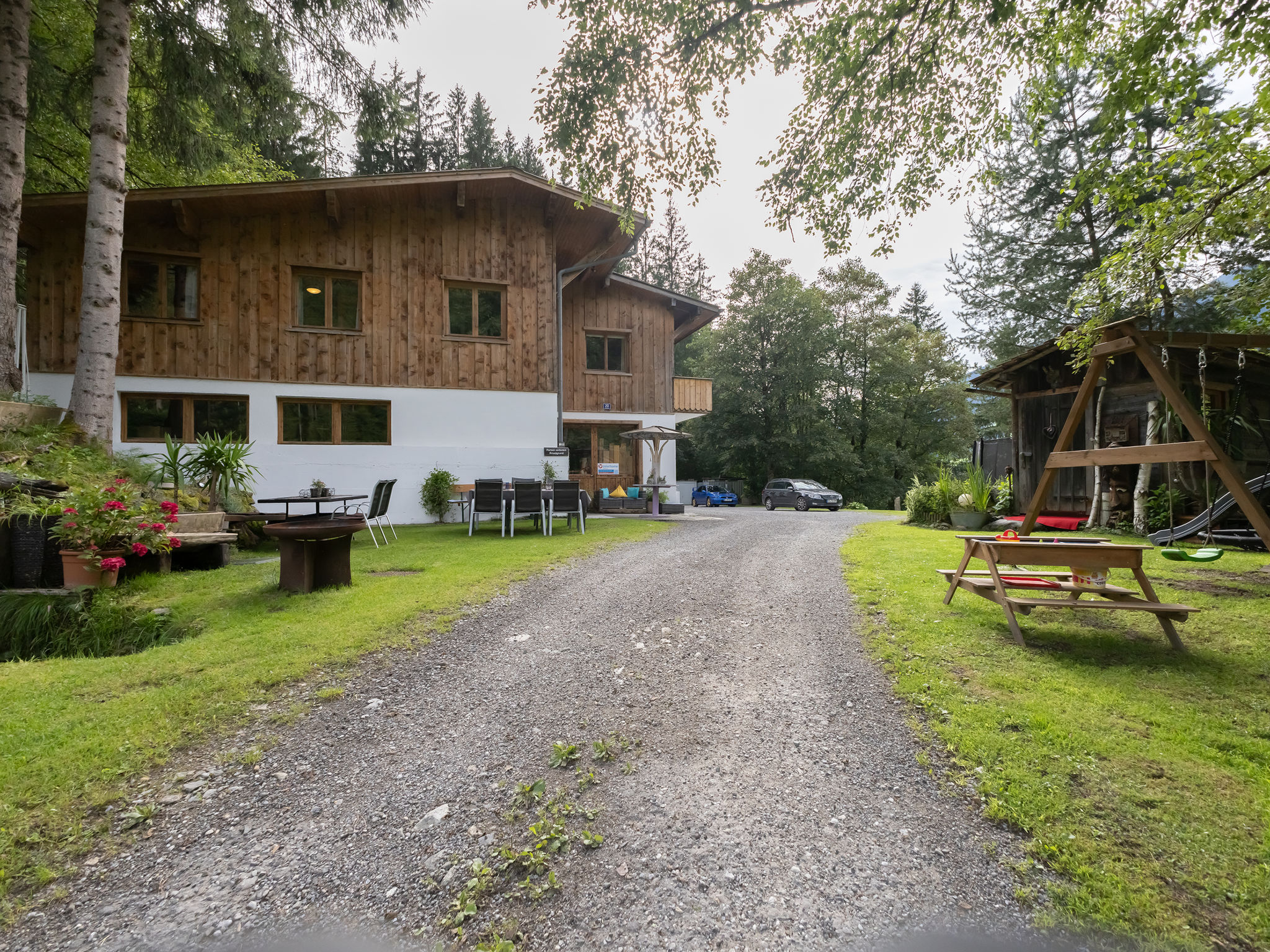 Chalet Kristberg Silbertal: Spacious 9-Bedroom Alpine Chalet for Groups with Mountain Access and Family Amenities Near Ski Slopes