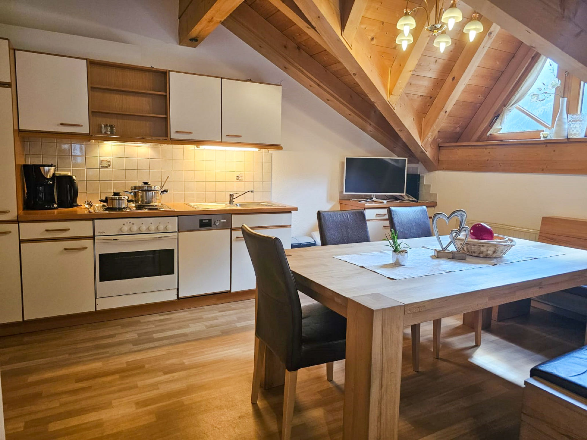 Chalet Madlein Ischgl: Luxury 2-Bedroom Alpine Apartment with Sauna and Central Location Near Ischgl Ski Slopes