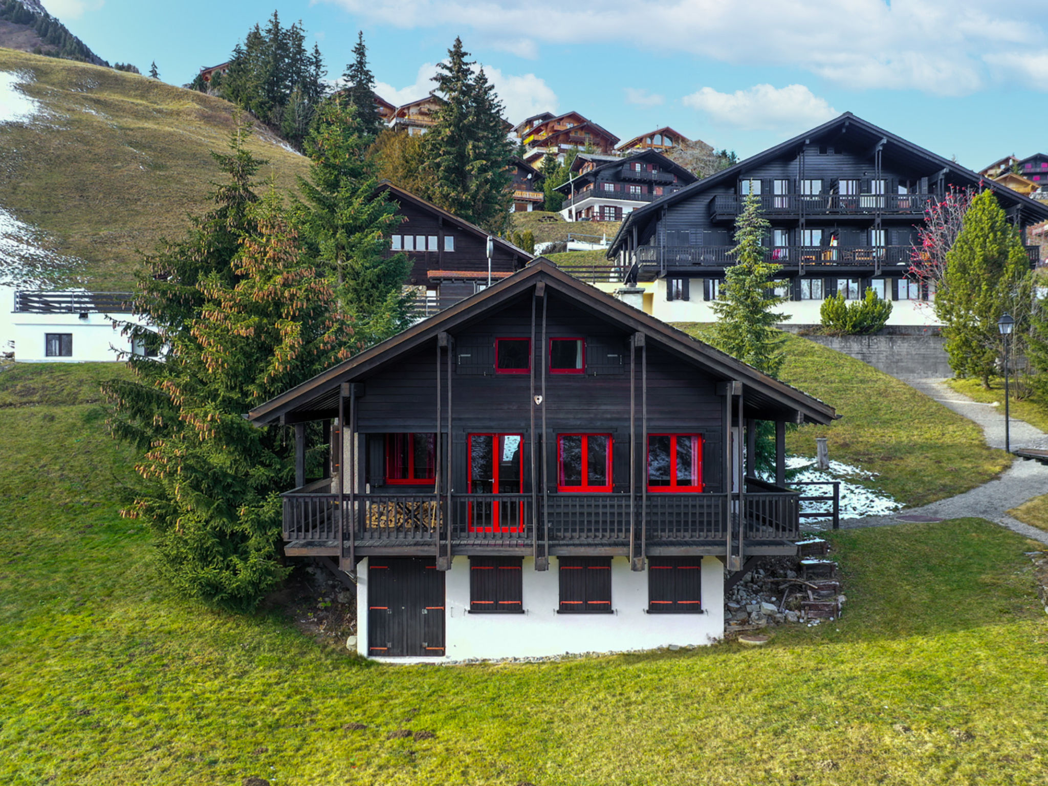 Chalet Morclan Champoussin: Luxury 3-Bedroom Ski-In Ski-Out Chalet with Sauna and Mountain Views in Swiss Alps