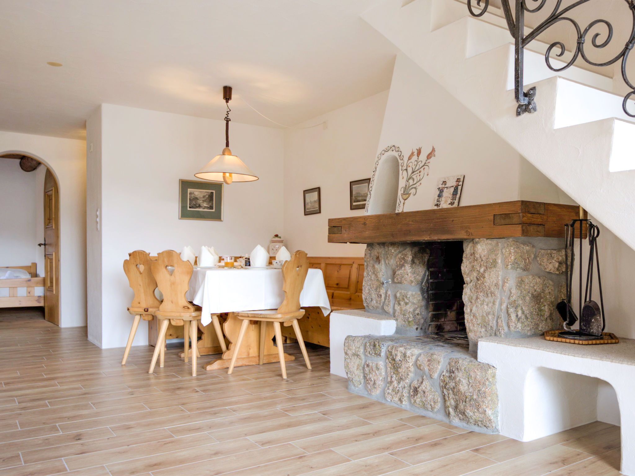 Chalet Muottas Punt: Stylish 2-Bedroom Mountain Chalet with Fireplace and Alpine Views in Swiss Engadin Valley