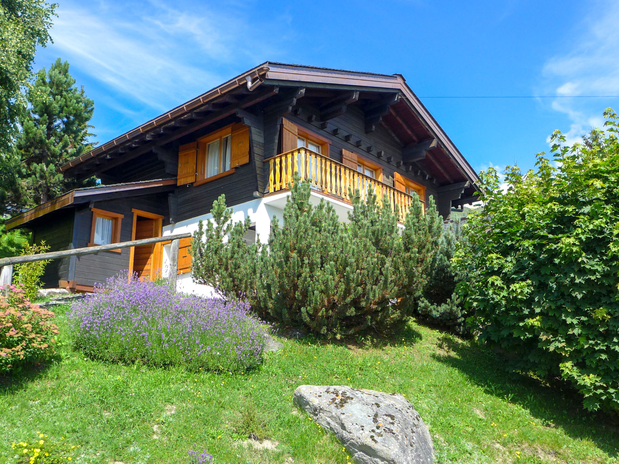 Chalet Nifortsié Verbier: Spacious 4-Bedroom Mountain Chalet with Panoramic Alpine Views and Modern Amenities in Swiss Alps