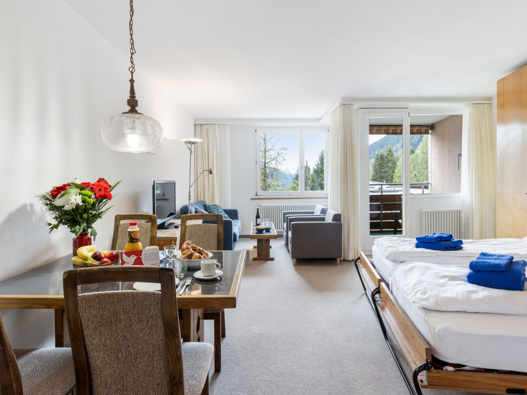 Chalet Pischa Davos: Modern 1-Bedroom Mountain Apartment with Stunning Alpine Views and Premium Amenities