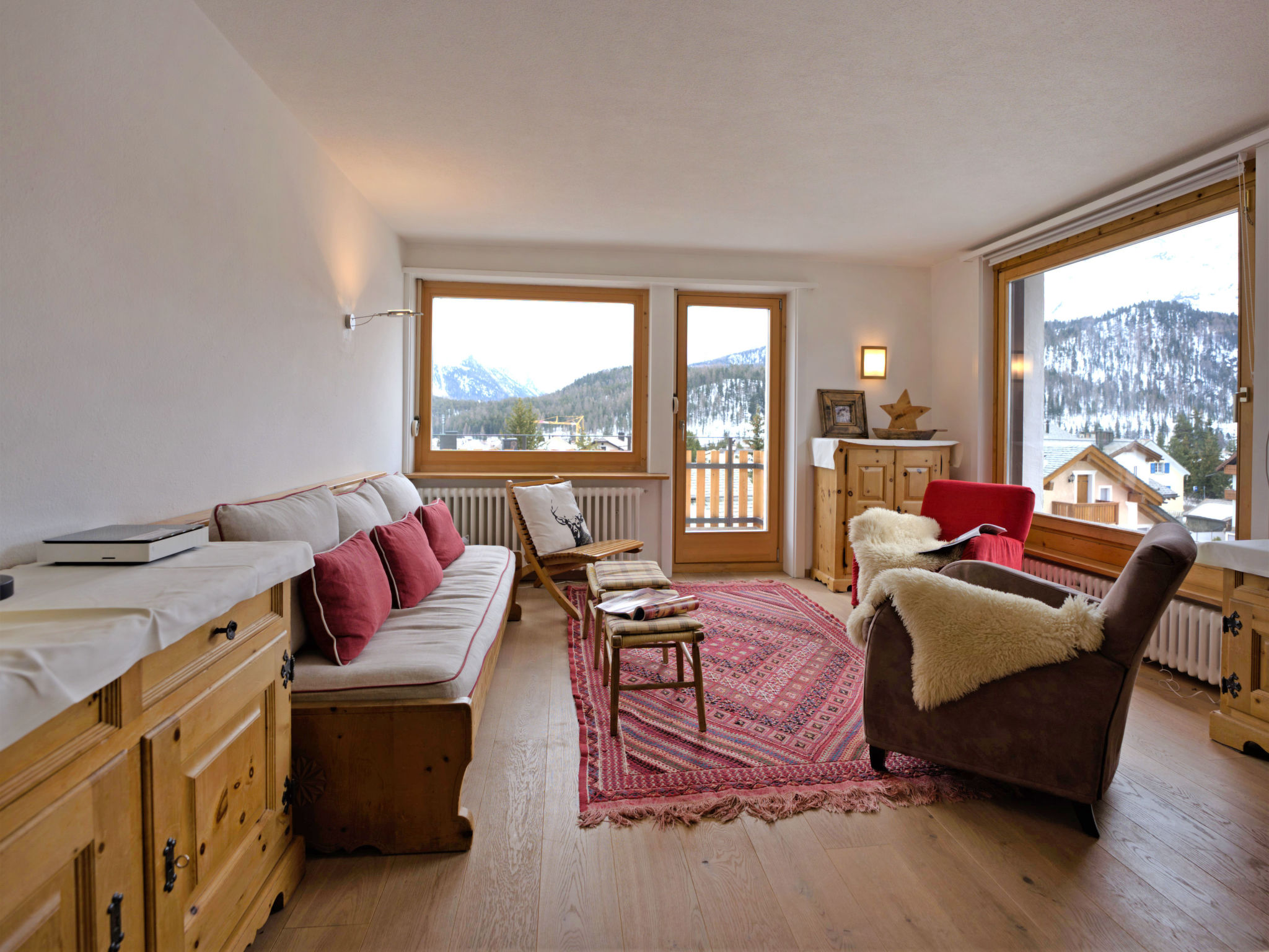 Chalet Piz Celerina: Luxury 3-Bedroom Alpine Apartment with Mountain Views Near St Moritz Ski Slopes