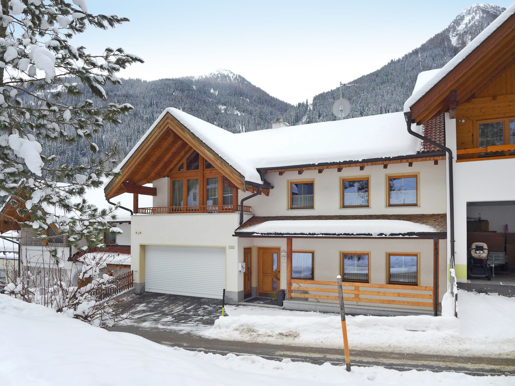 Chalet Platti Kappl: Spacious 4-Bedroom Mountain Chalet with Sauna and Stunning Alpine Views in Austrian Tyrol