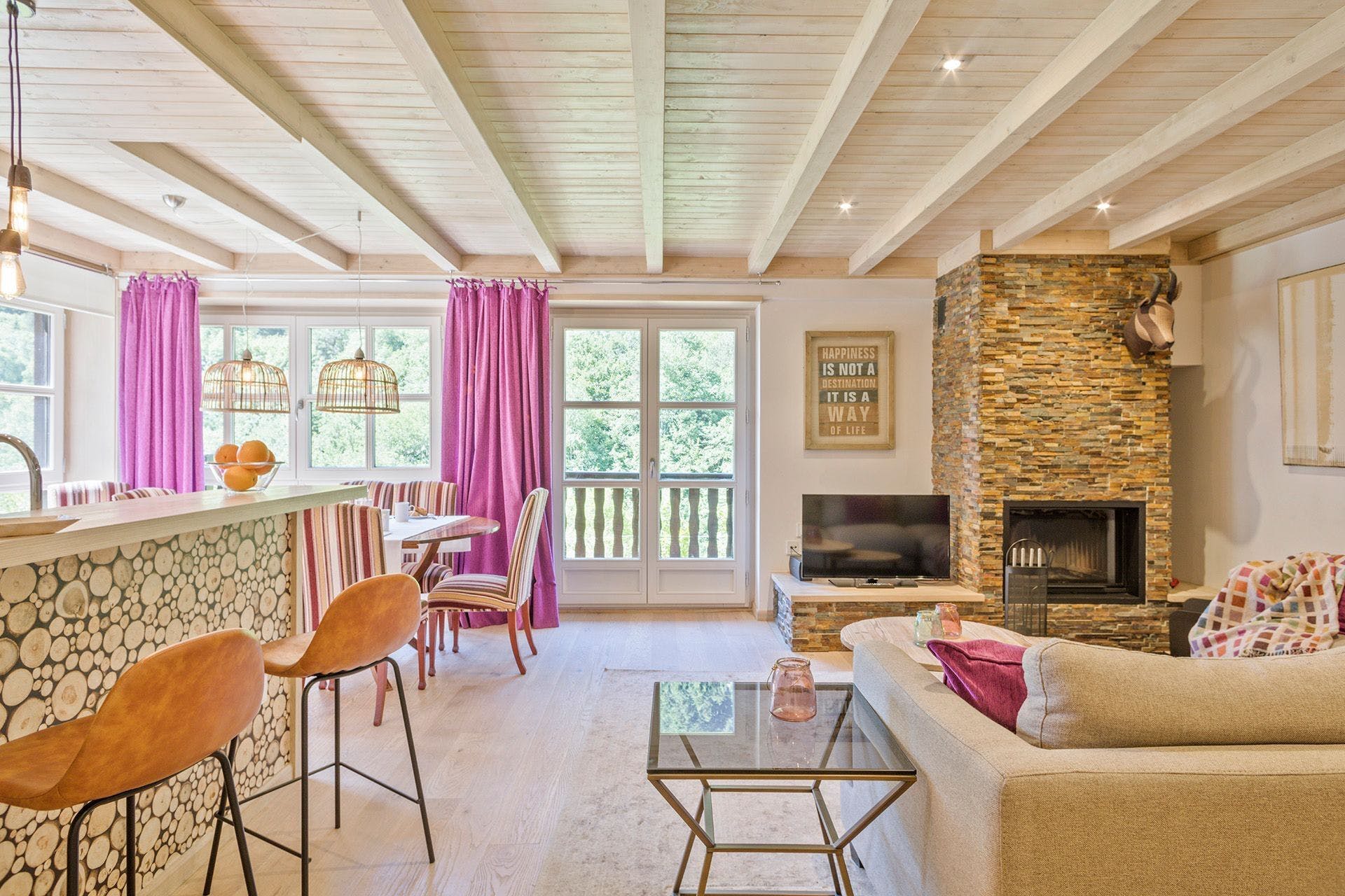 Chalet Ruda Baqueira: Chic 3-Bedroom Ski Chalet with Balcony, Val d’Aran