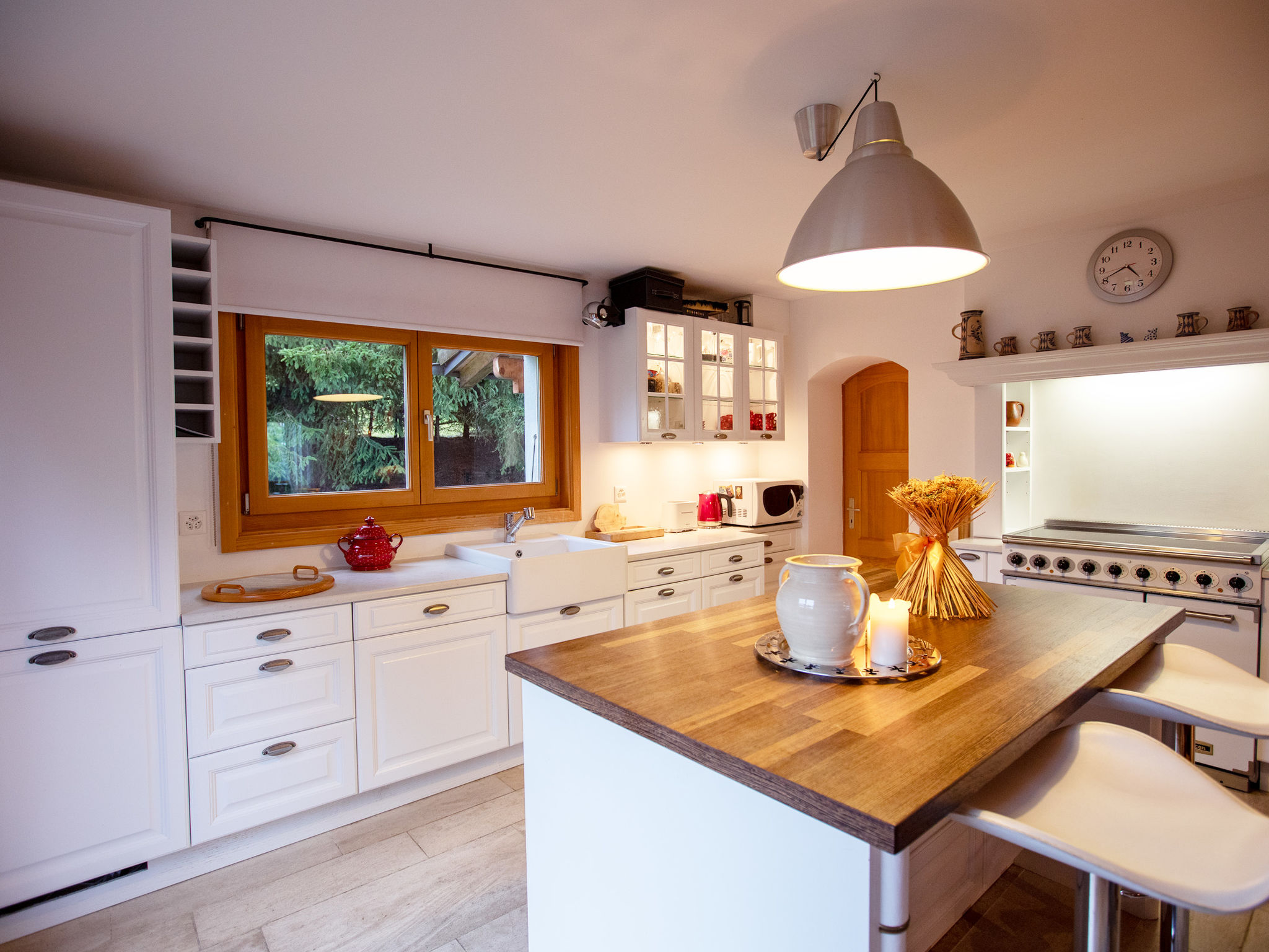 Chalet Saleve Villars: Spectacular 6-Bedroom Mountain Chalet with Garden and Premium Amenities in Swiss Alps