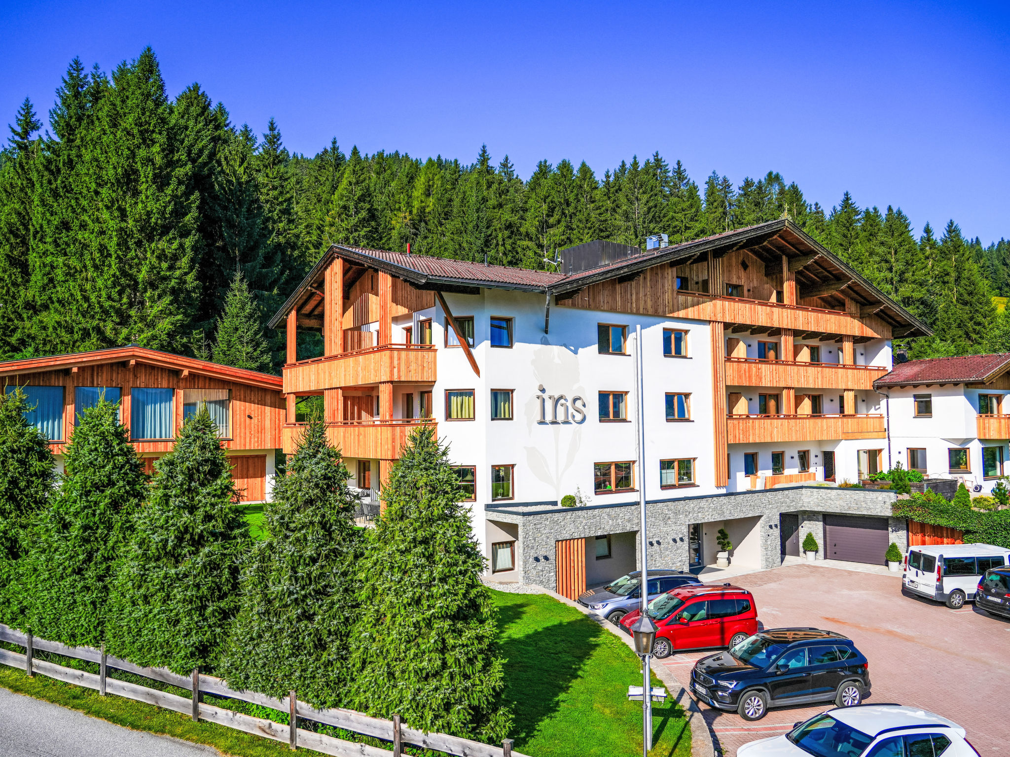 Chalet Schatzberg Auffach: Luxury 2-Bedroom Alpine Apartment with Mountain Views and Ski Access in Austrian Wildschönau Valley
