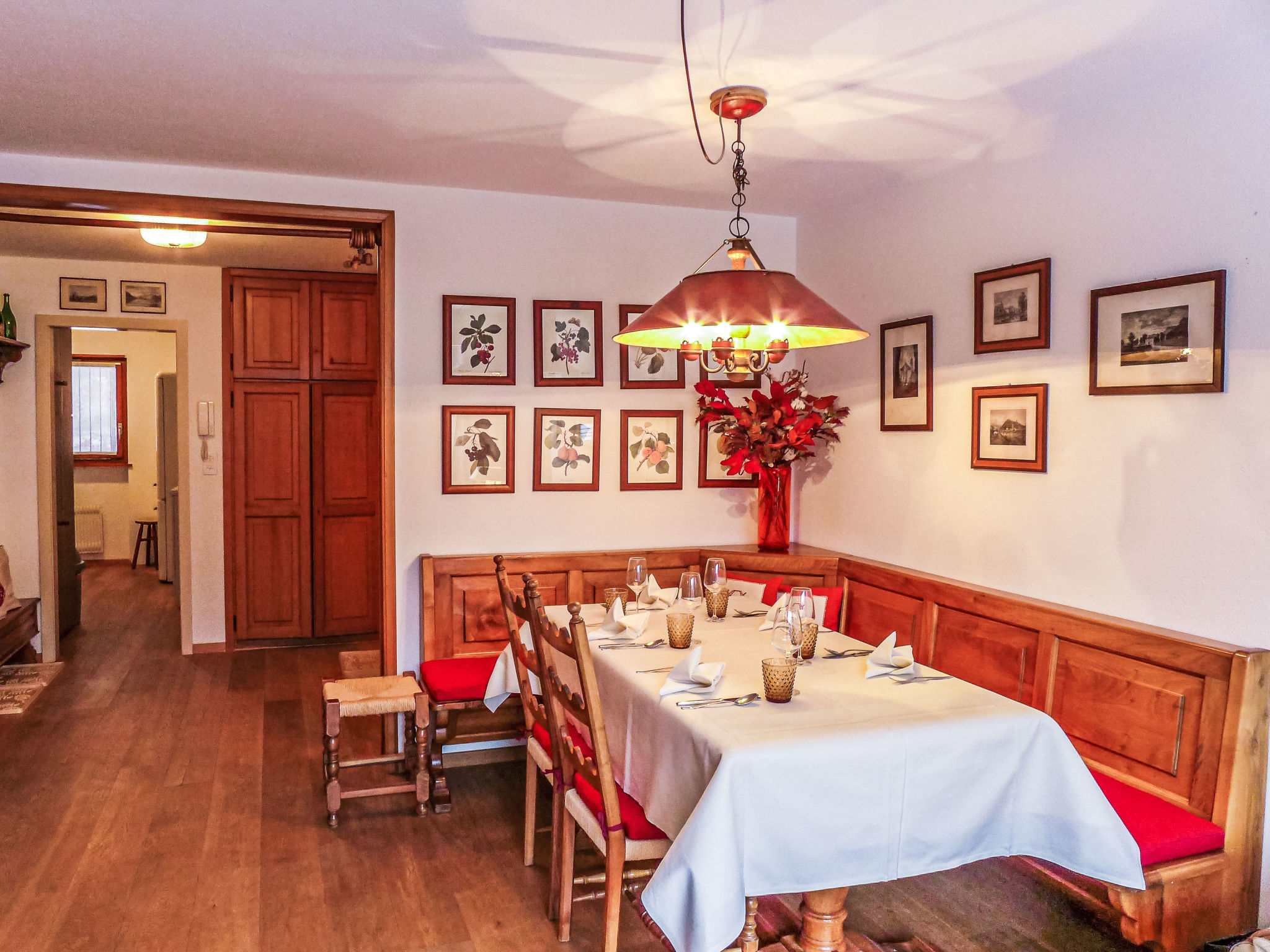 Chalet Serletta St. Moritz: Sophisticated 3-Bedroom Mountain Apartment with Panoramic Alpine Views and Modern Amenities
