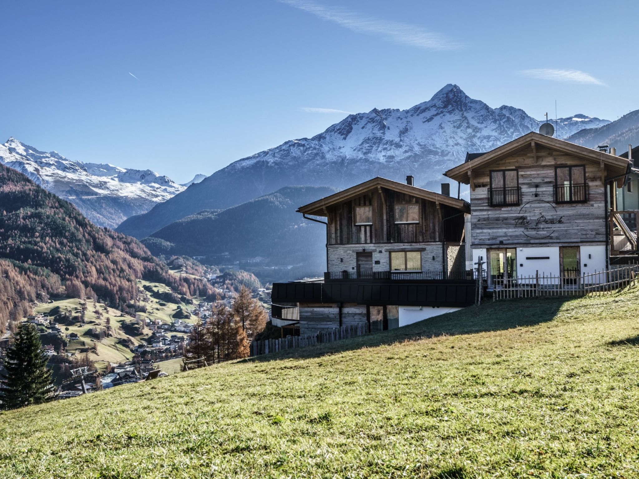 Chalet Timmelsbach Sölden: Modern Alpine Apartment with Sauna Just 30m from Sölden Ski Slopes in Austria
