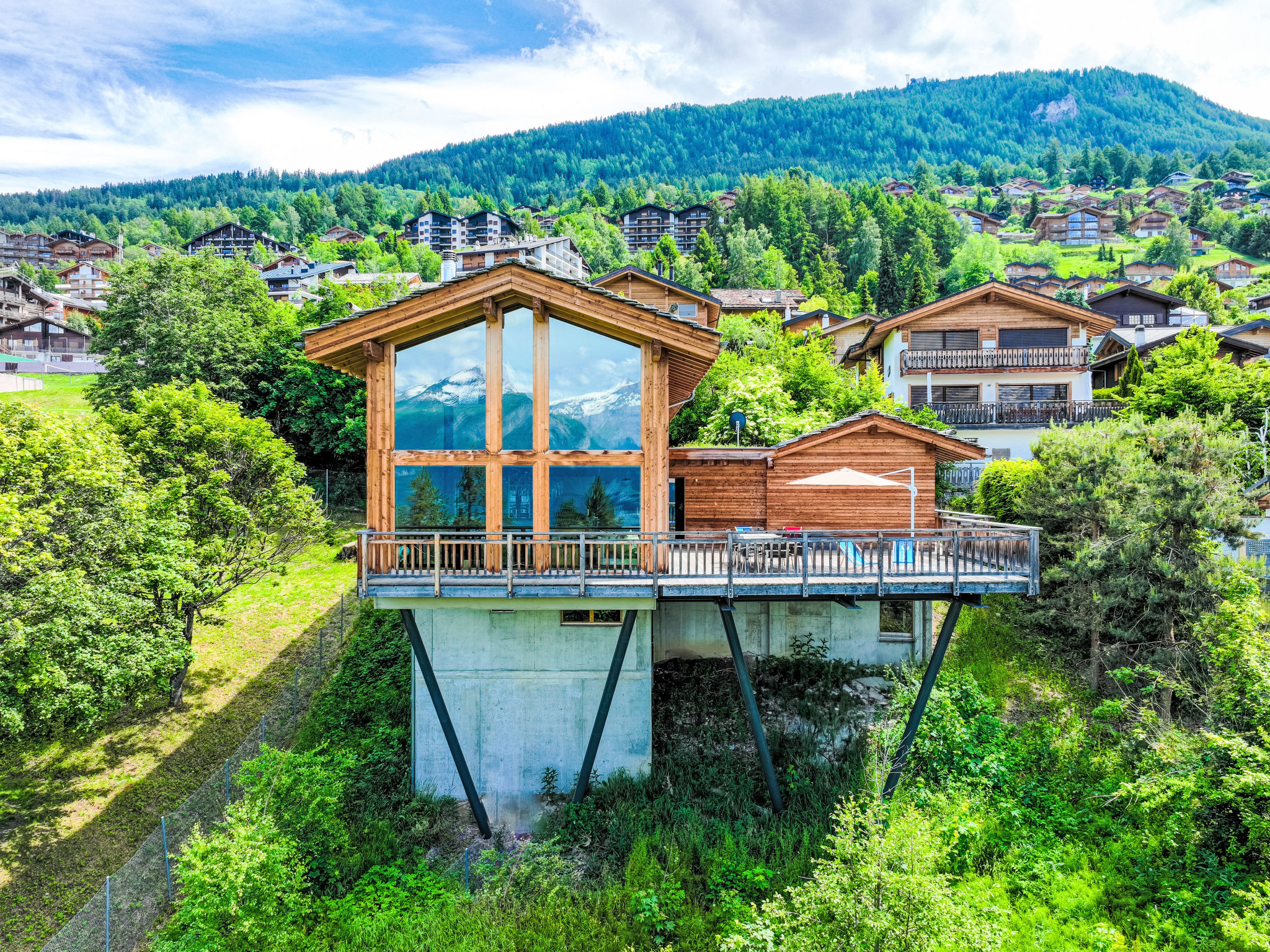 Chalet Tsanteleina Nendaz: Contemporary 4-Bedroom Mountain Chalet with Sauna and Panoramic Alpine Views in Swiss Ski Resort