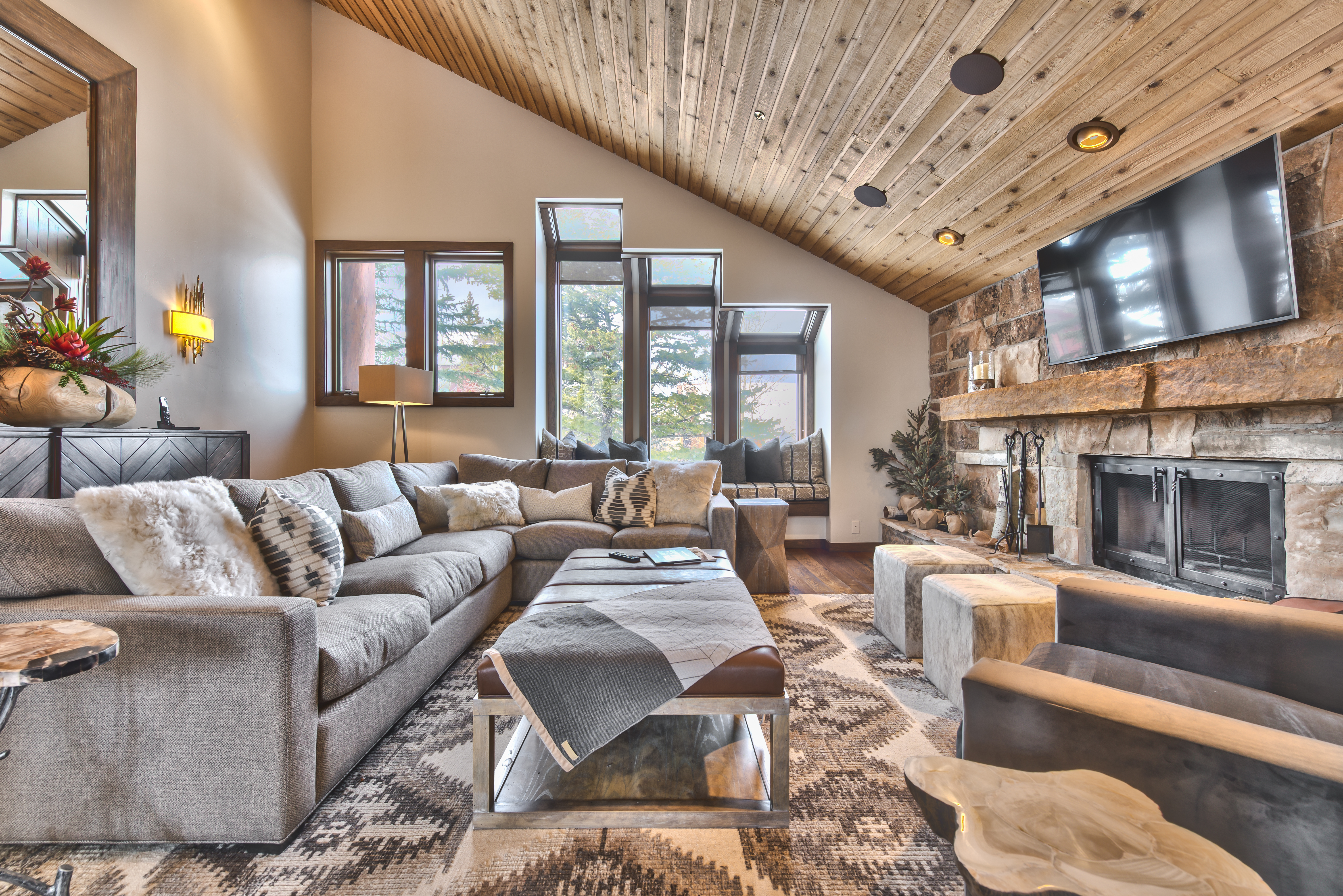 Chalet Wasatch ParkCity Park City 38: Spacious 5-Bedroom Ski Chalet with Hot Tub, Park City