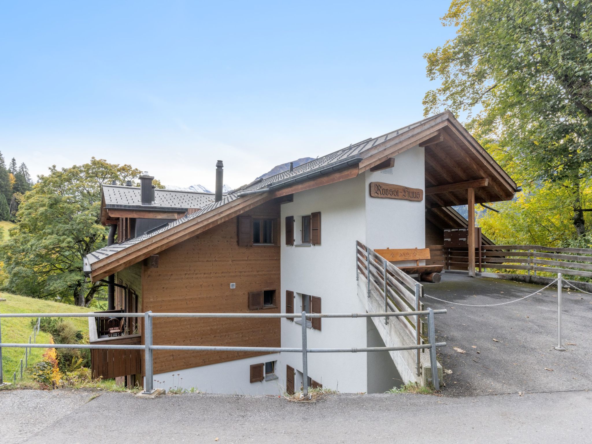 Chalet Wetterhorn Wengen: Stunning 3-Bedroom Mountain Chalet with Panoramic Alpine Views in Swiss Alps Resort