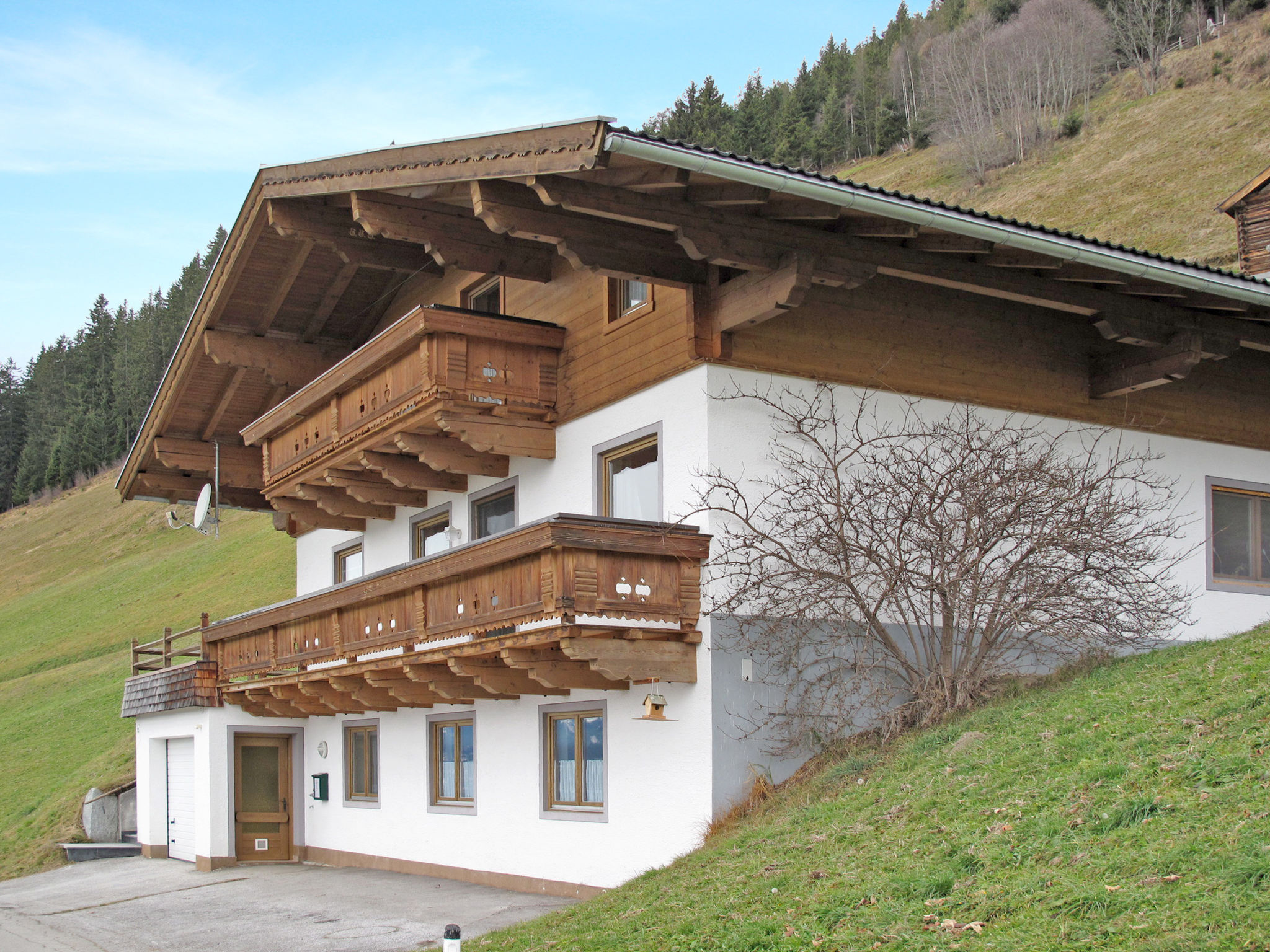 Chalet Wildkogel Bramberg Bramberg am Wildkogel: Stunning 6-Bedroom Alpine Retreat with Panoramic Mountain Views in Austrian Countryside