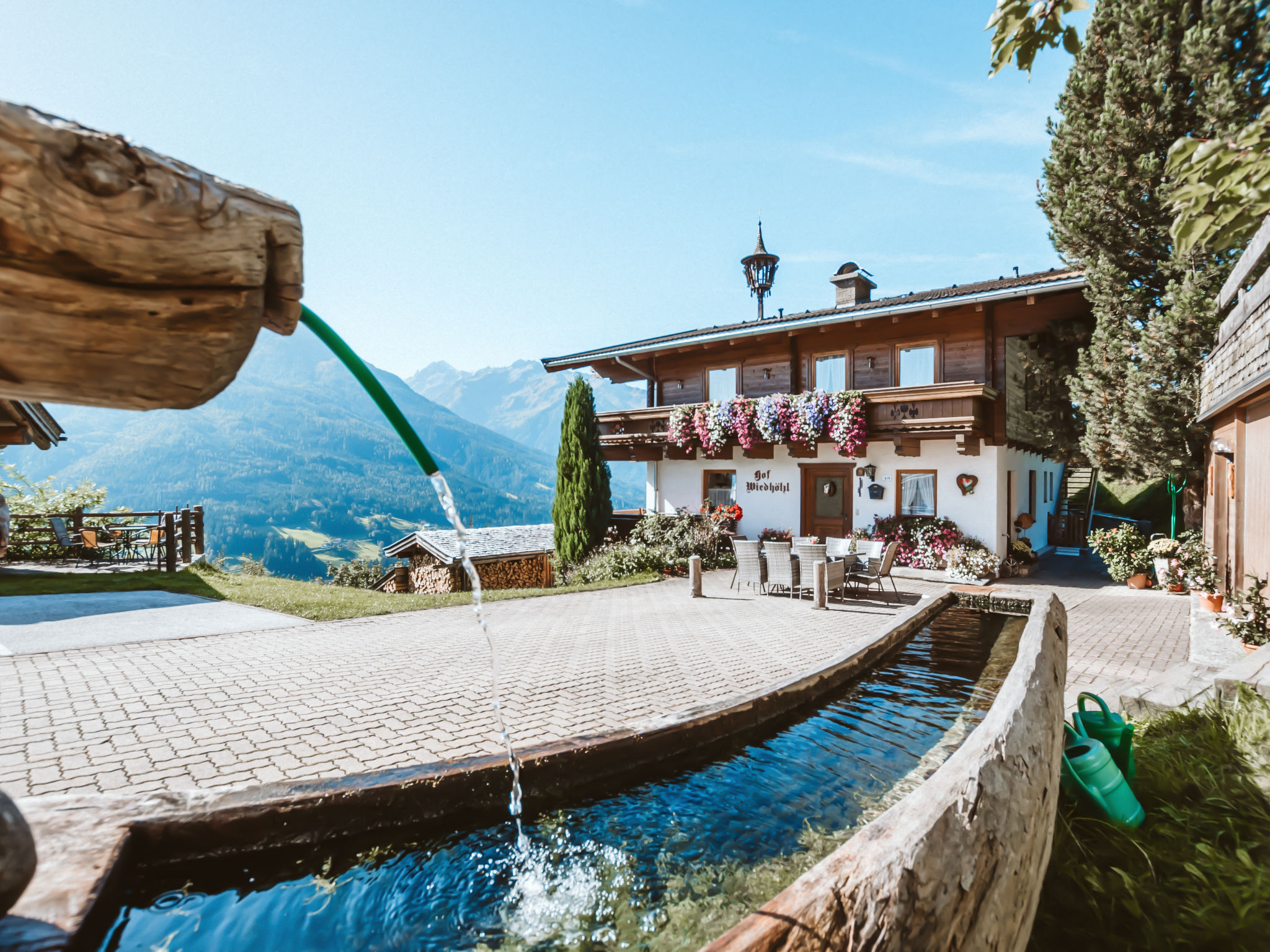 Chalet Wildkogel Bramberg: Exceptional 7-Bedroom Alpine Chalet with Mountain Views and Spa Facilities in Austrian Alps
