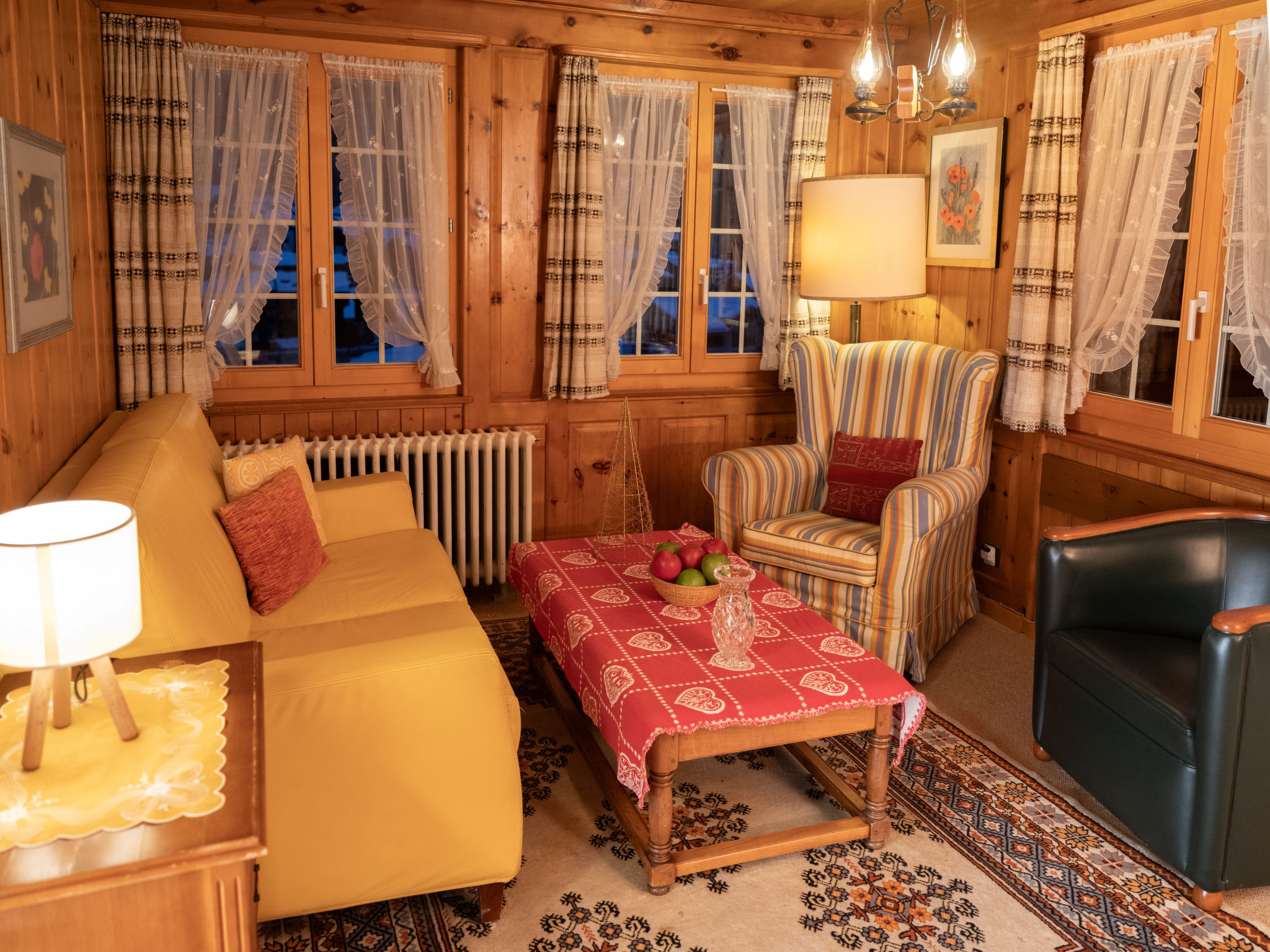 Chalet Apartment Marmote Zermatt: Beautiful 3-Bedroom Alpine Apartment with Mountain Views in Historic Zermatt Switzerland