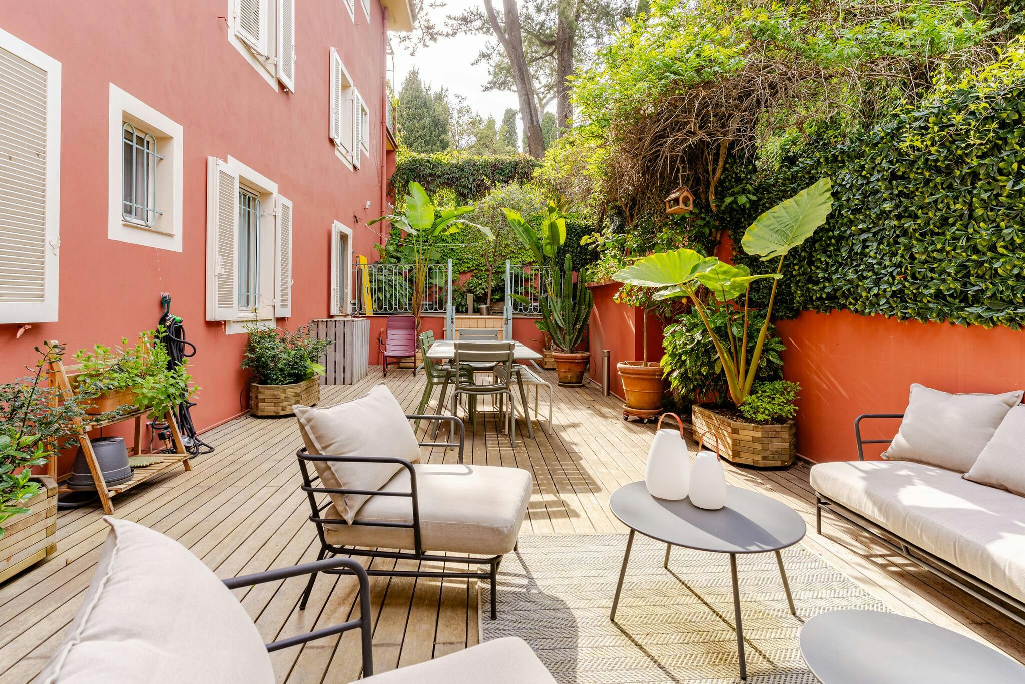 Château Baie Nice: Elegant 2-Bedroom Apartment with Sea Views and Air Conditioning, Nice Côte d’Azur
