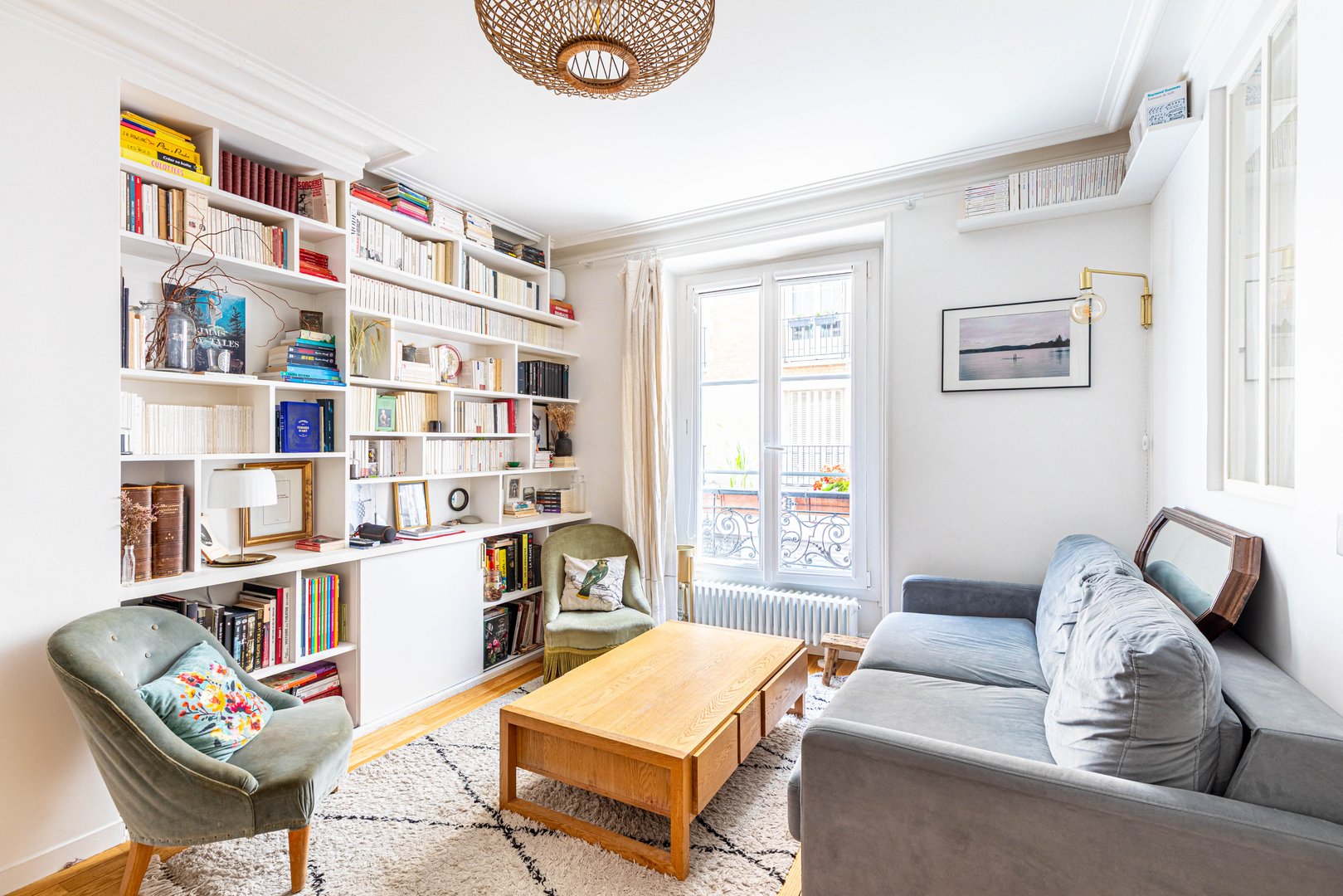 Château Frappe Bastille: Charming 3-Bedroom Family-Friendly Apartment Rental Bastille Bercy Paris