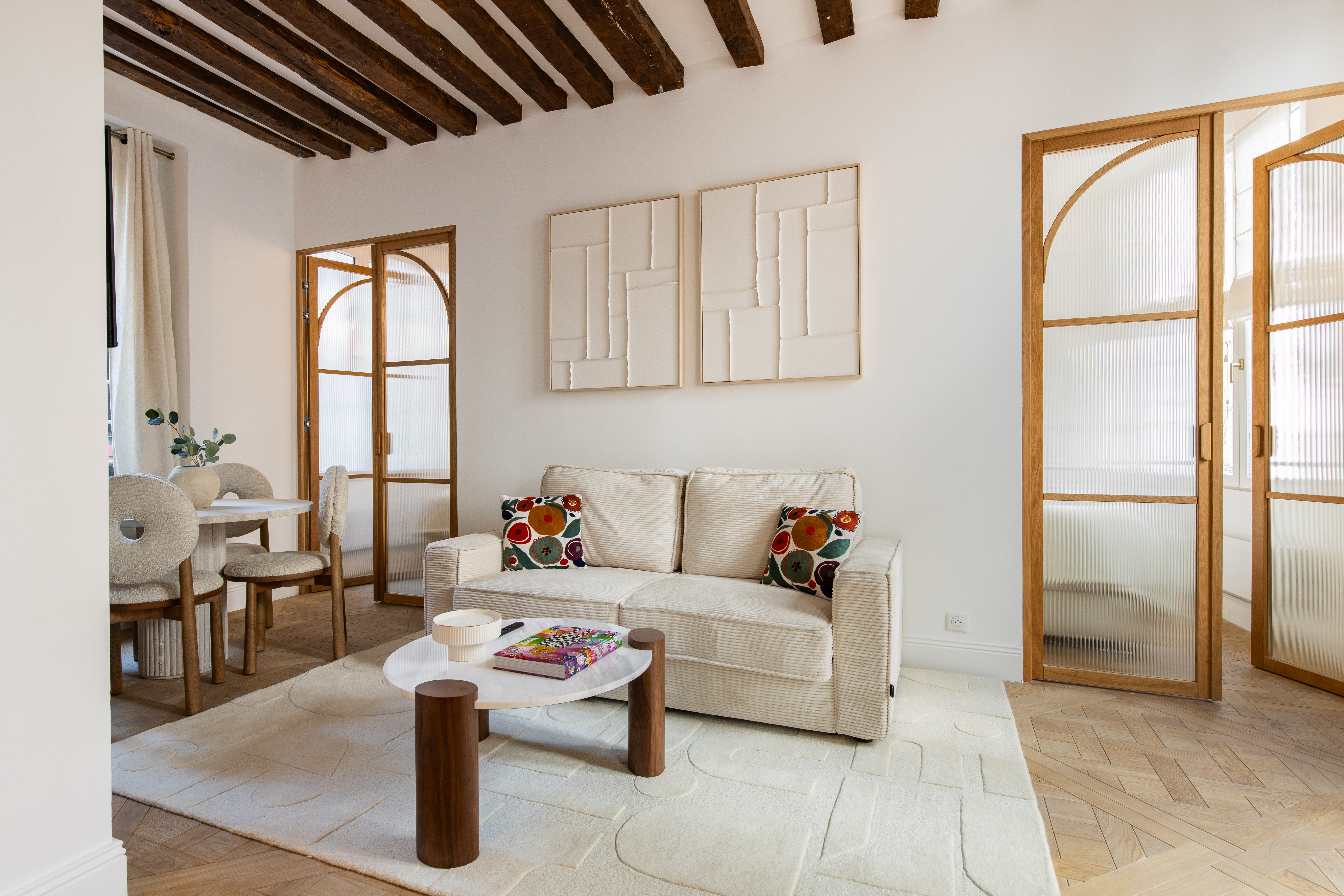 Château Lutetia Paris Saint Germain des Prés – Odéon 4: Elegant 2-Bedroom Apartment with Historic Charm, Saint Germain des Prés