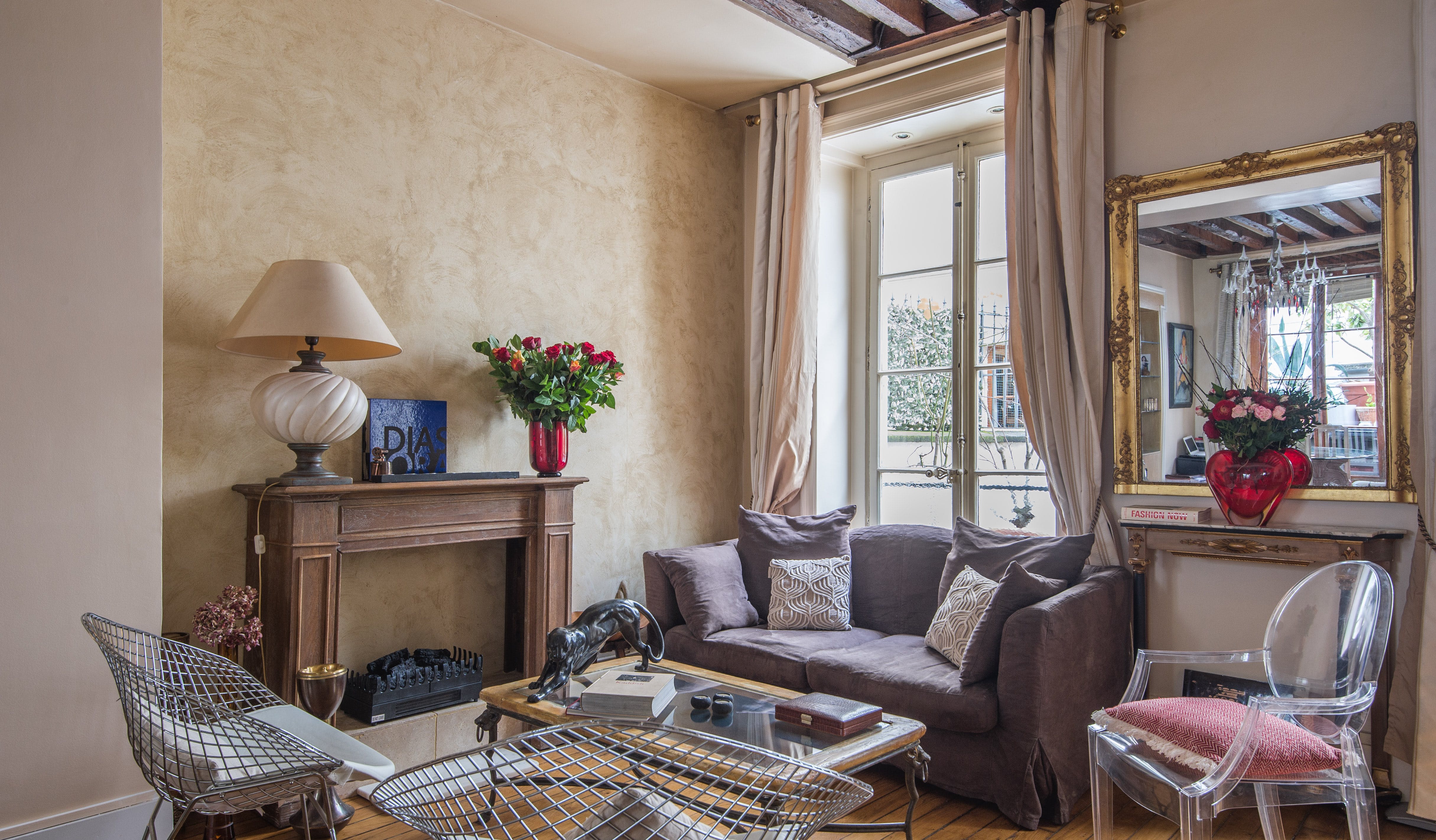 Château Luxembourg Saint-Germain: Luxurious 2-Bedroom Apartment in Saint Germain des Prés, Paris