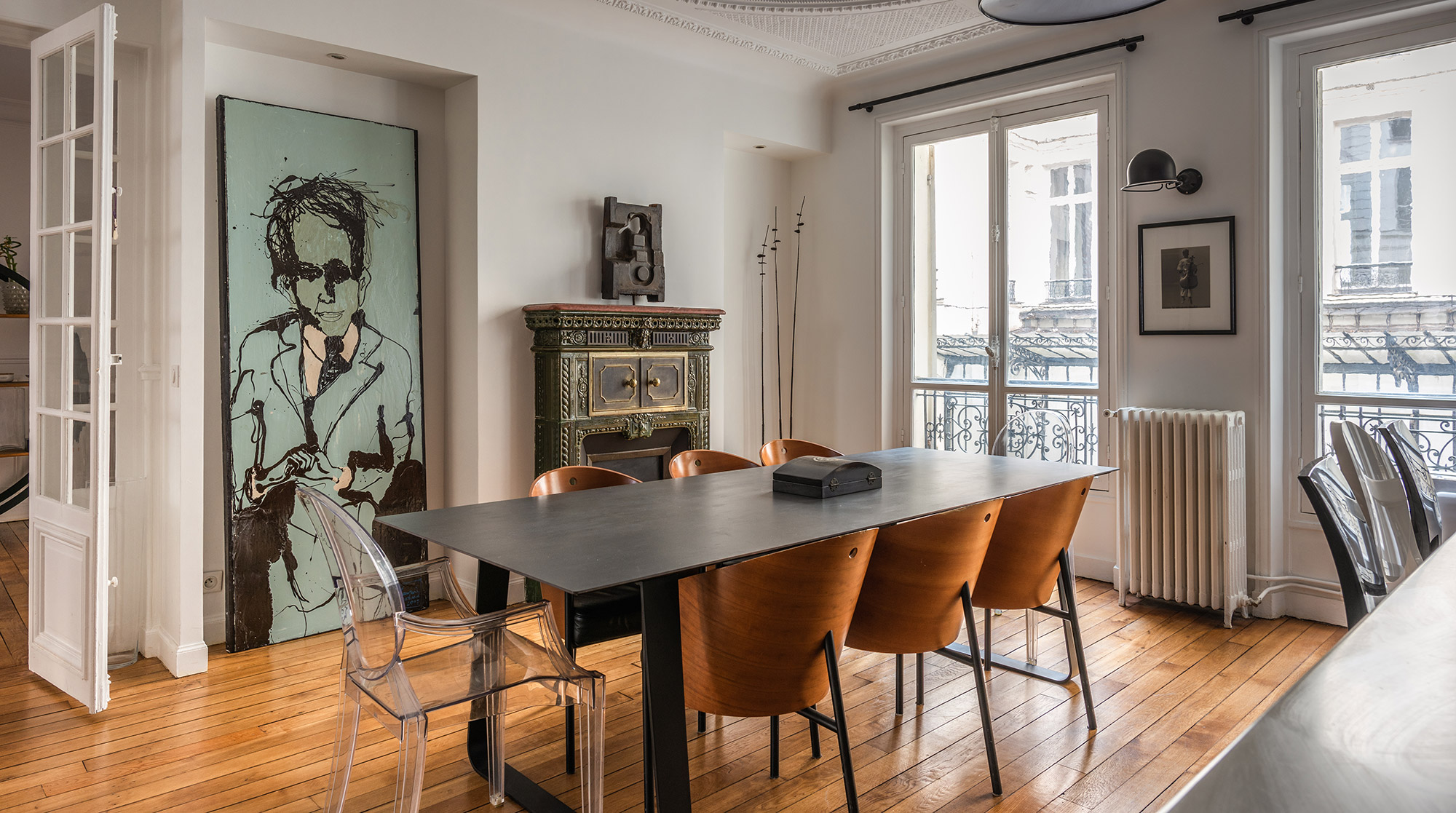 Château Marais Paris Le Marais 5: Elegant 3-Bedroom Luxury Apartment with Historic Charm, Le Marais