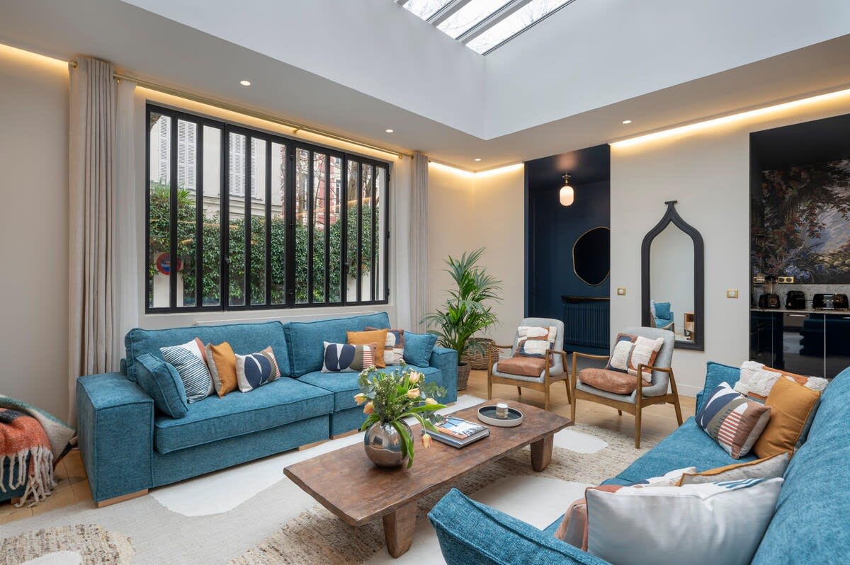 Château Montmartre Pigalle South Pigalle: Elegant 4-Bedroom Apartment for Families, South Pigalle