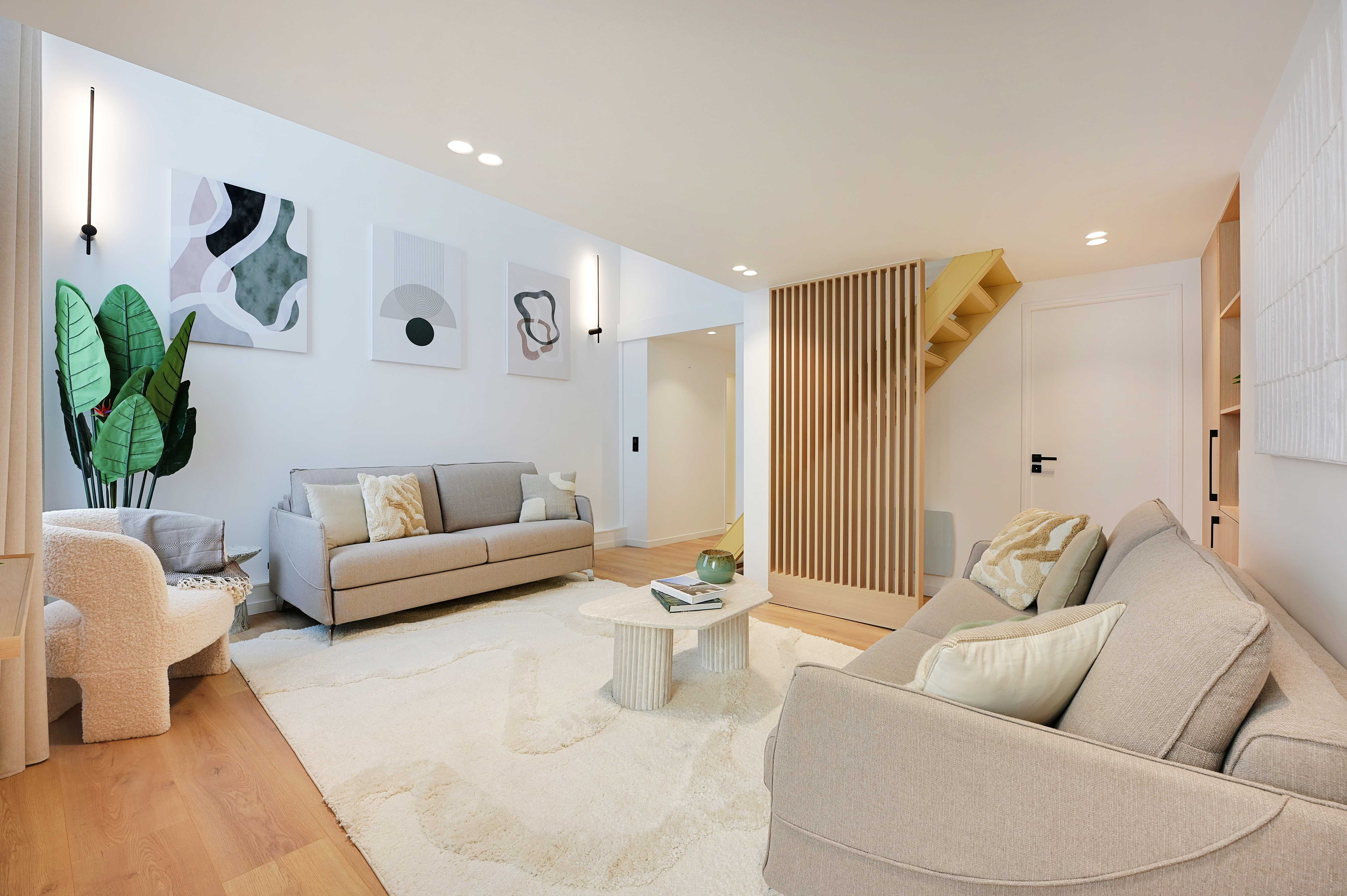 Château Palais Royal: Luxury 2-Bedroom Villa with Air Conditioning in Louvre Palais Royal, Paris