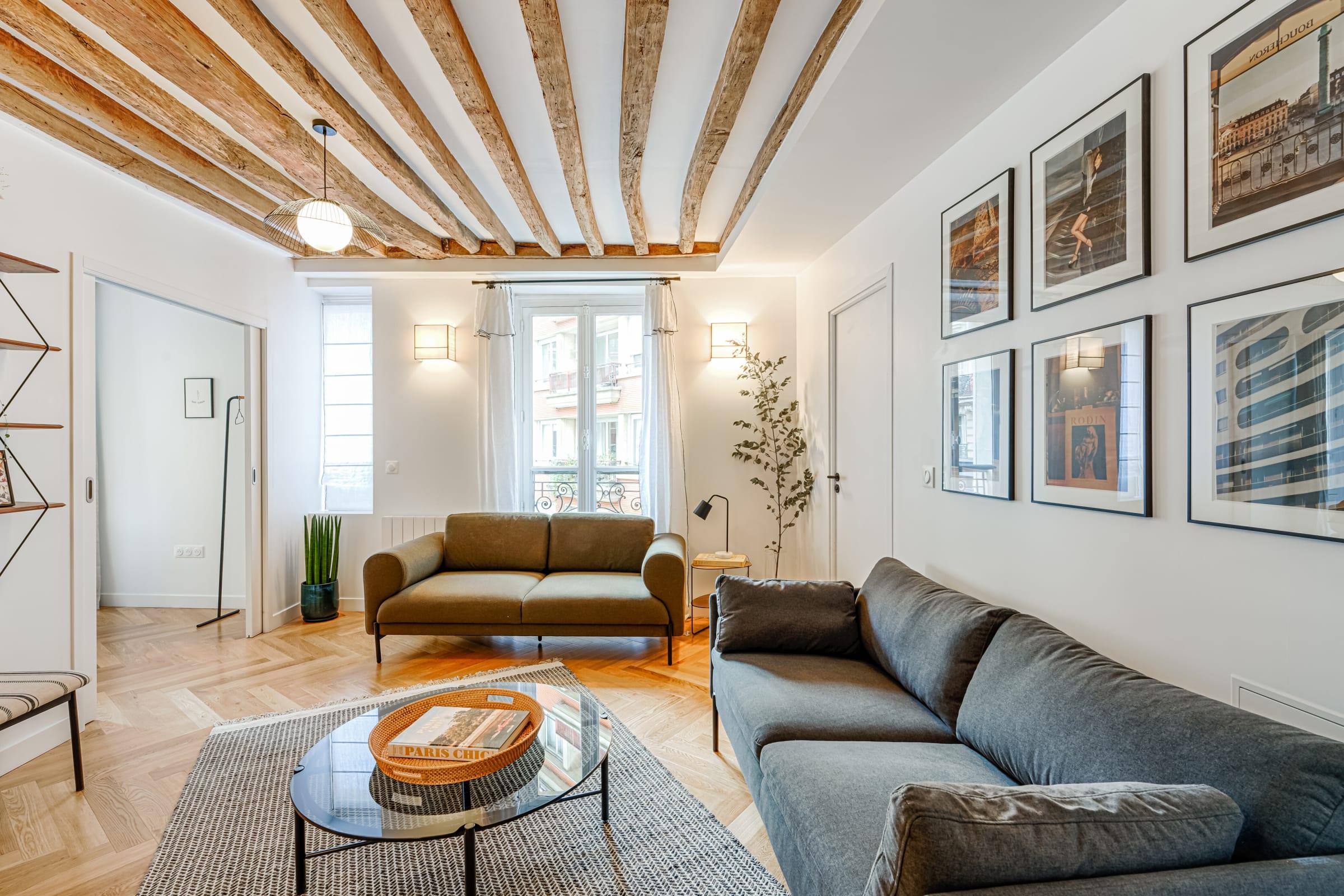 Château Panthéon Montparnasse: Spacious 4-Bedroom Luxury Apartment with Parisian Elegance, Montparnasse