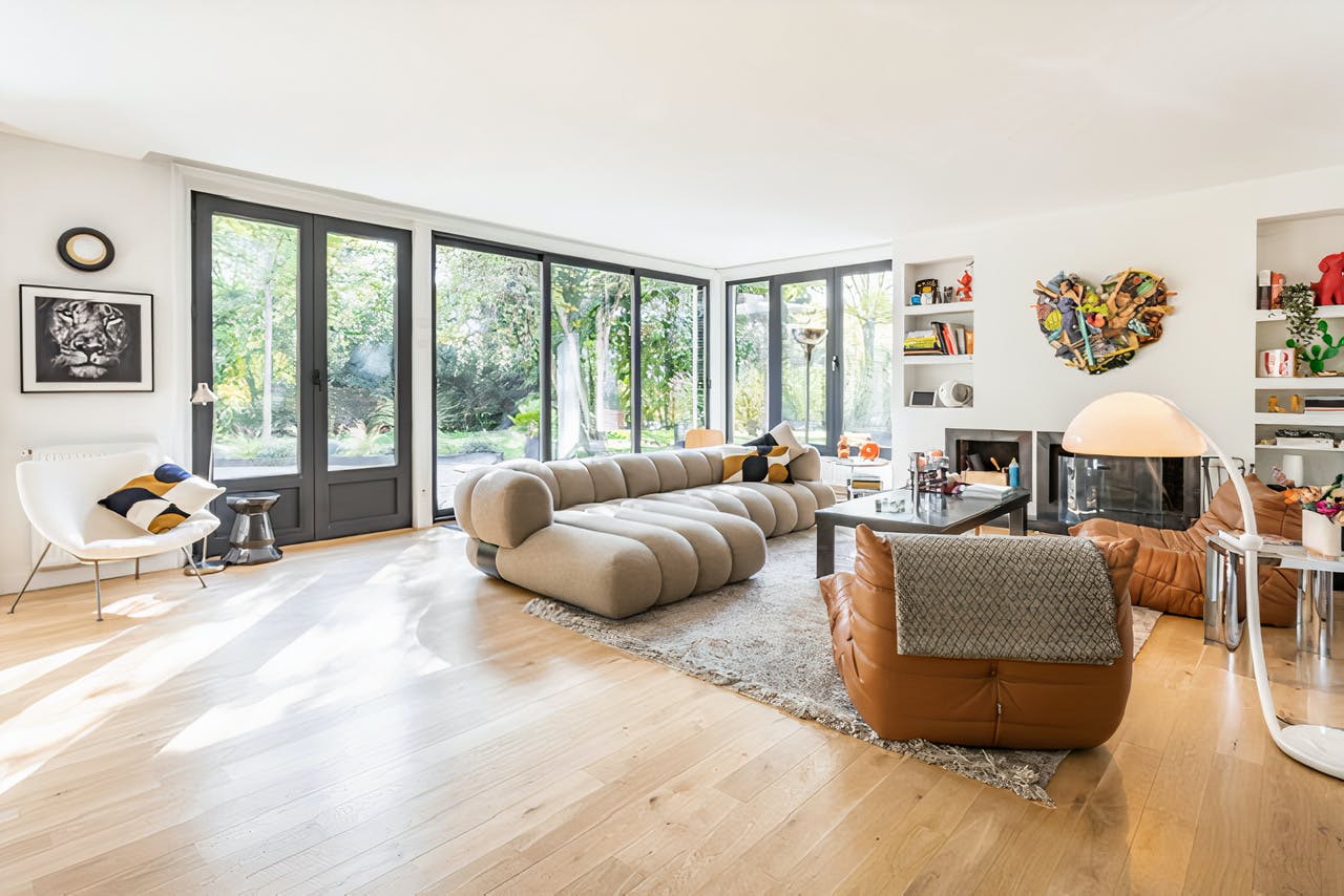 Château Pichon Boulogne: Elegant 3-Bedroom Apartment with Family-Friendly Features, Boulogne-Billancourt