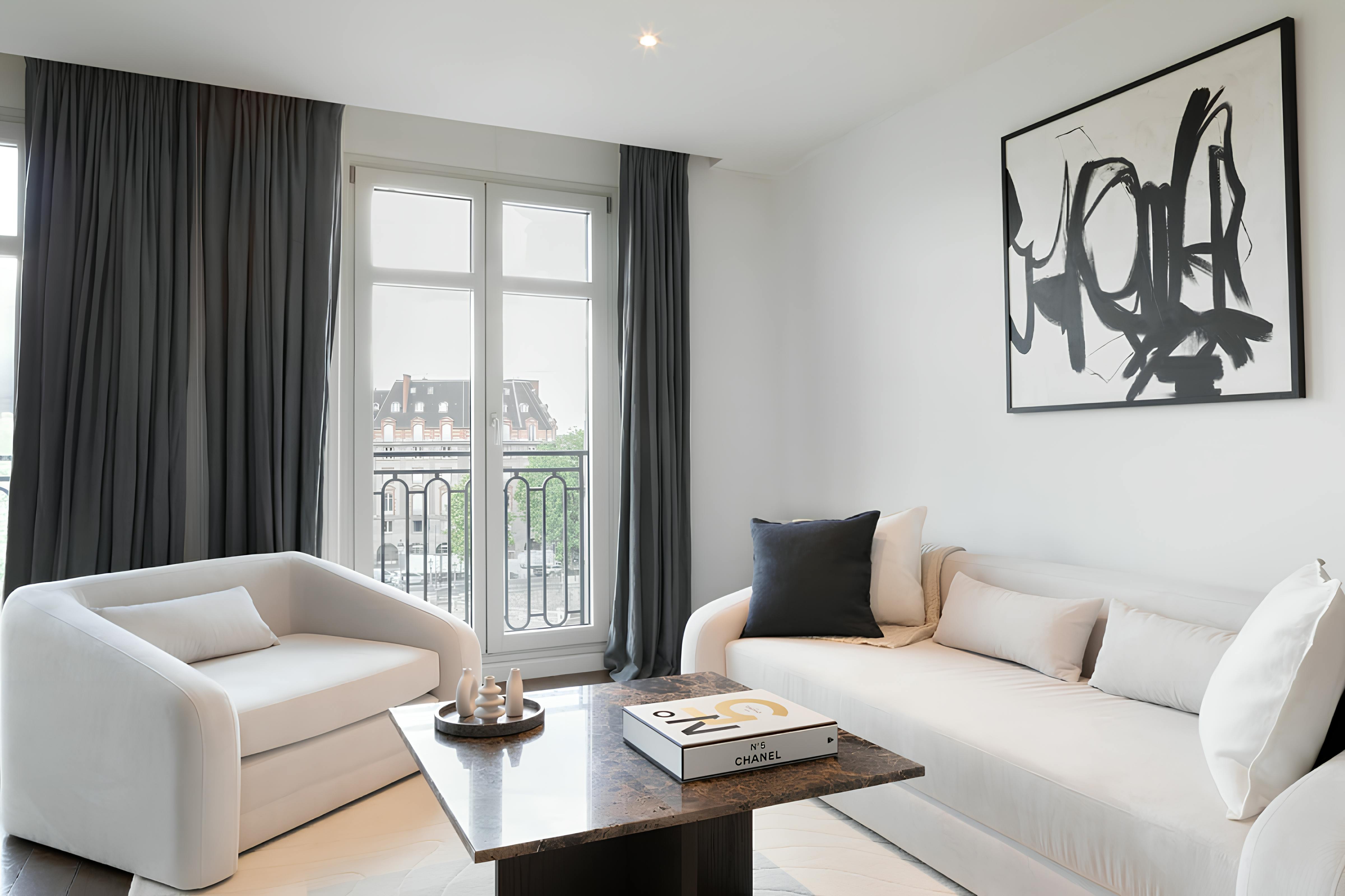 Château Pont Neuf: Elegant 2-Bedroom Apartment with Eiffel Tower Views, Paris