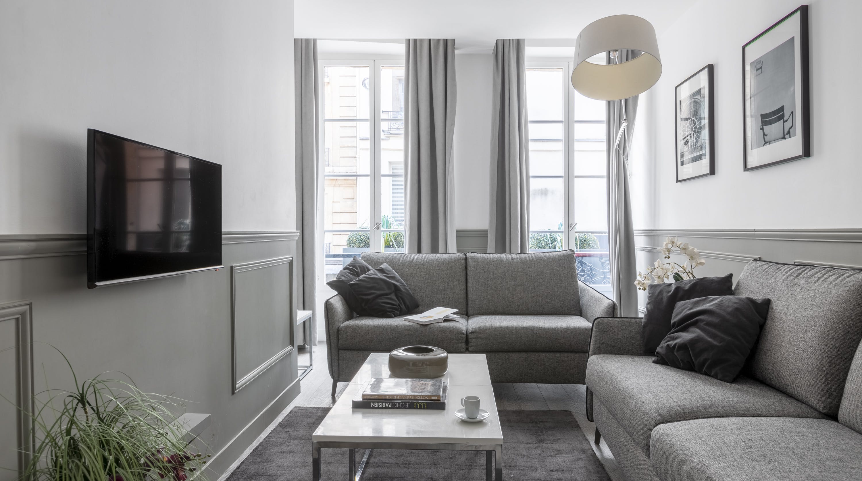Château Rex GrandsBoulevards: Spacious 3-Bedroom Family-Friendly Apartment in Grands Boulevards, Paris