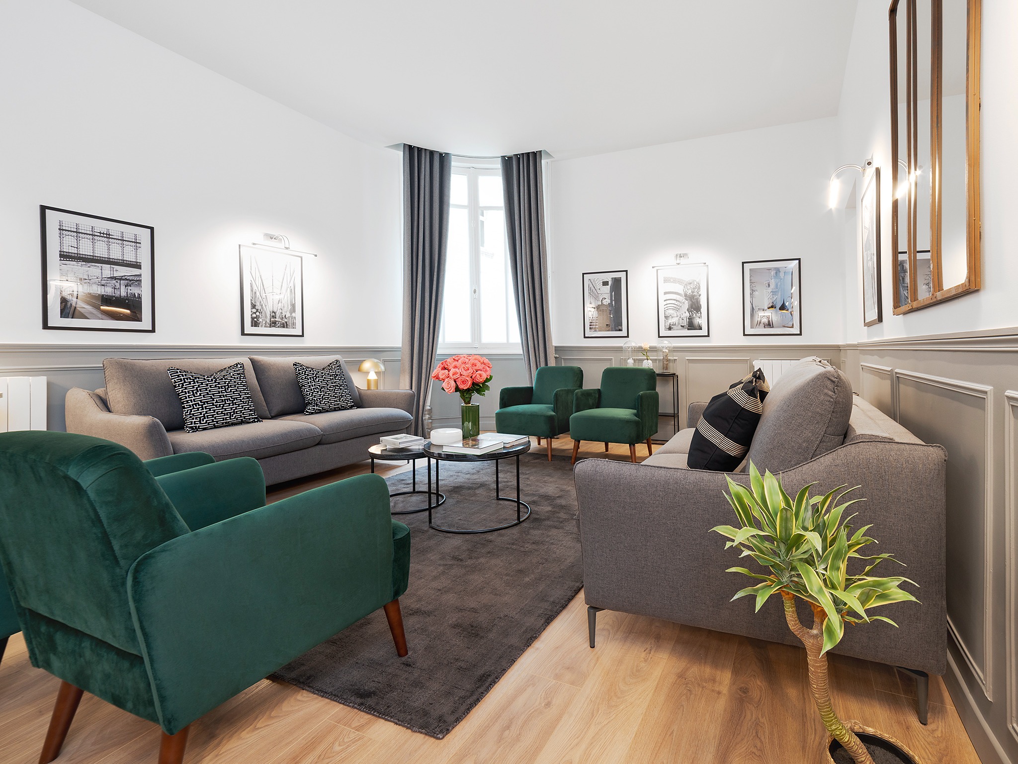 Château Ternes Paris Arc de Triomphe – Champs-Élysées 2: Spacious 4-Bedroom Luxury Apartment, Arc de Triomphe – Champs-Élysées, Paris