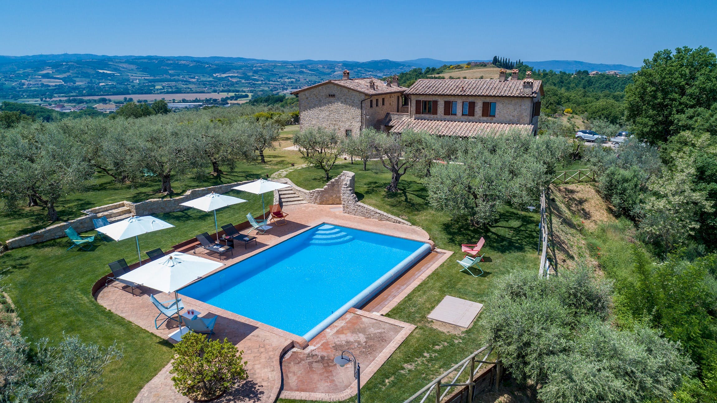 Fattoria Giano Todi: Luxury 6-Bedroom Apartment with Pool, Todi, Umbria