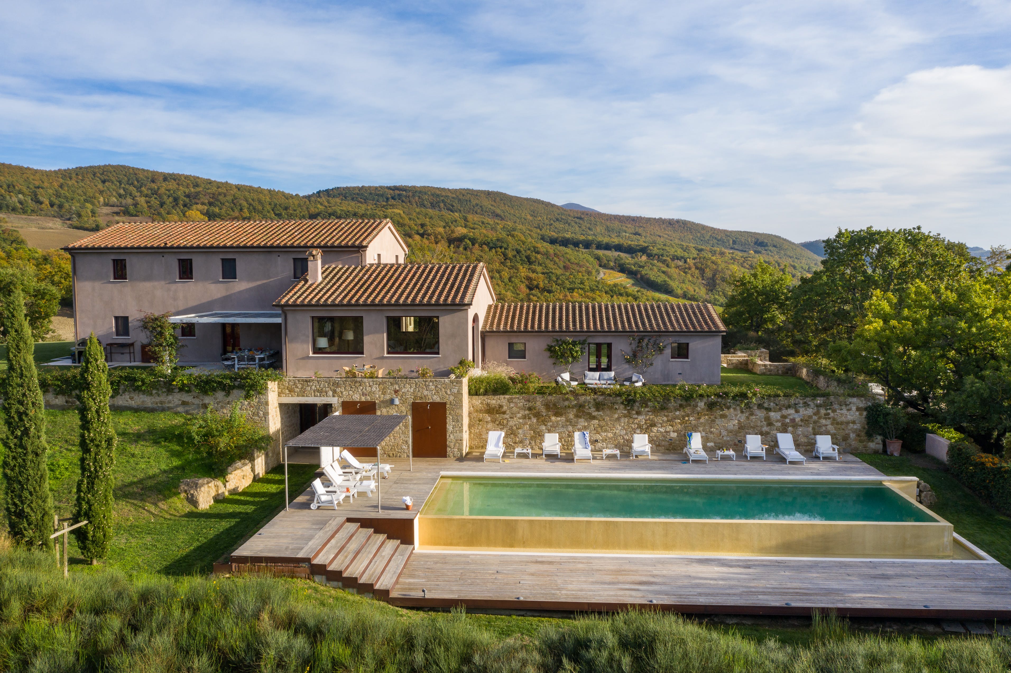 Fattoria La Foce Sarteano: Luxury 7-Bedroom Villa with Infinity Pool, Sarteano, Tuscany