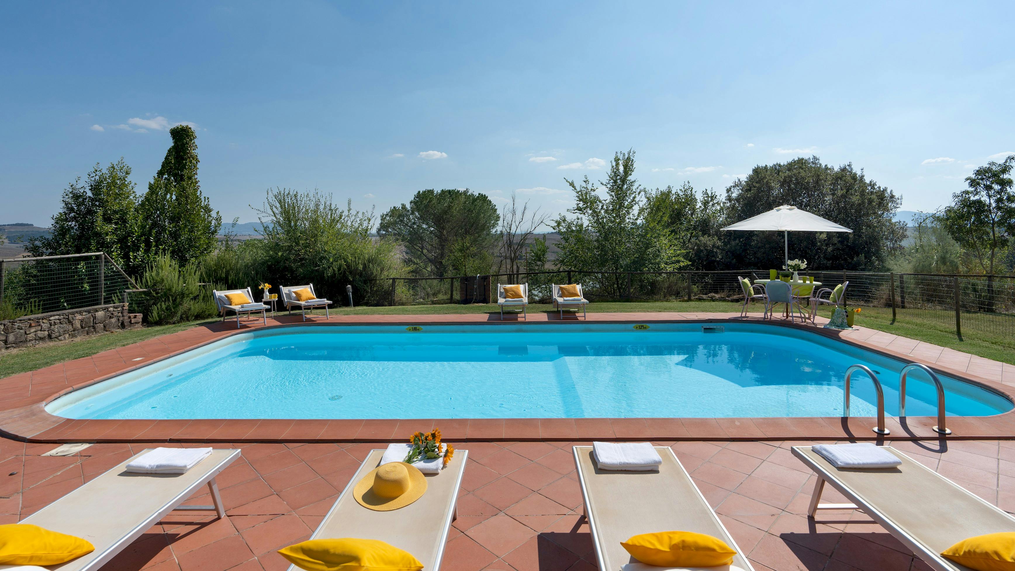 Fattoria Peccioli Tuscany: Charming 6-Bedroom Farmhouse with Private Pool, Tuscany