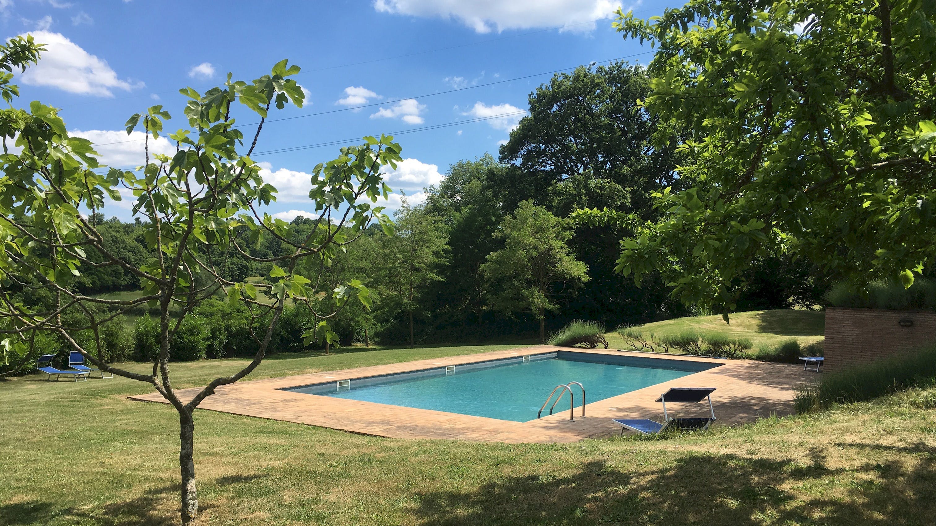 Fattoria Querceto Cortona: Luxury 6-Bedroom Apartment with Pool and Tennis Court in Tuscany