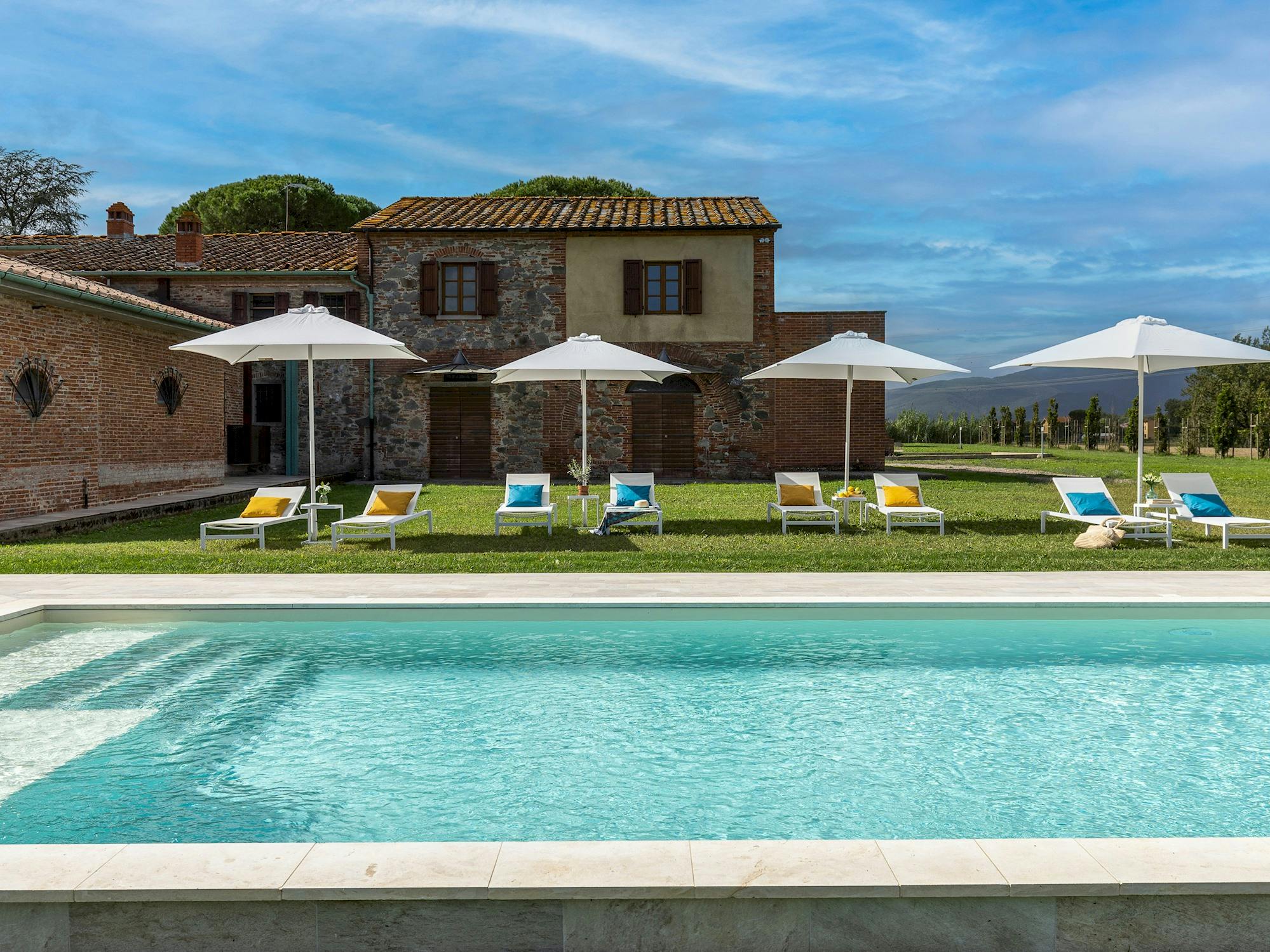 Fattoria Quercia Montecatini: Charming 4-Bedroom Cottage with Private Pool, Tuscany